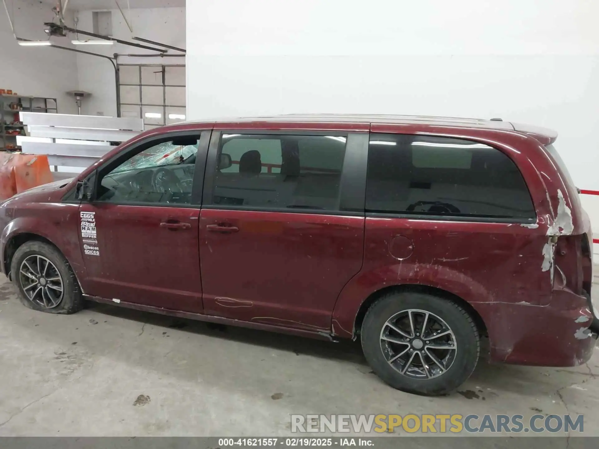 14 fotografías del automóvil dañado 2C4RDGEG1KR640575 DODGE GRAND CARAVAN 2019