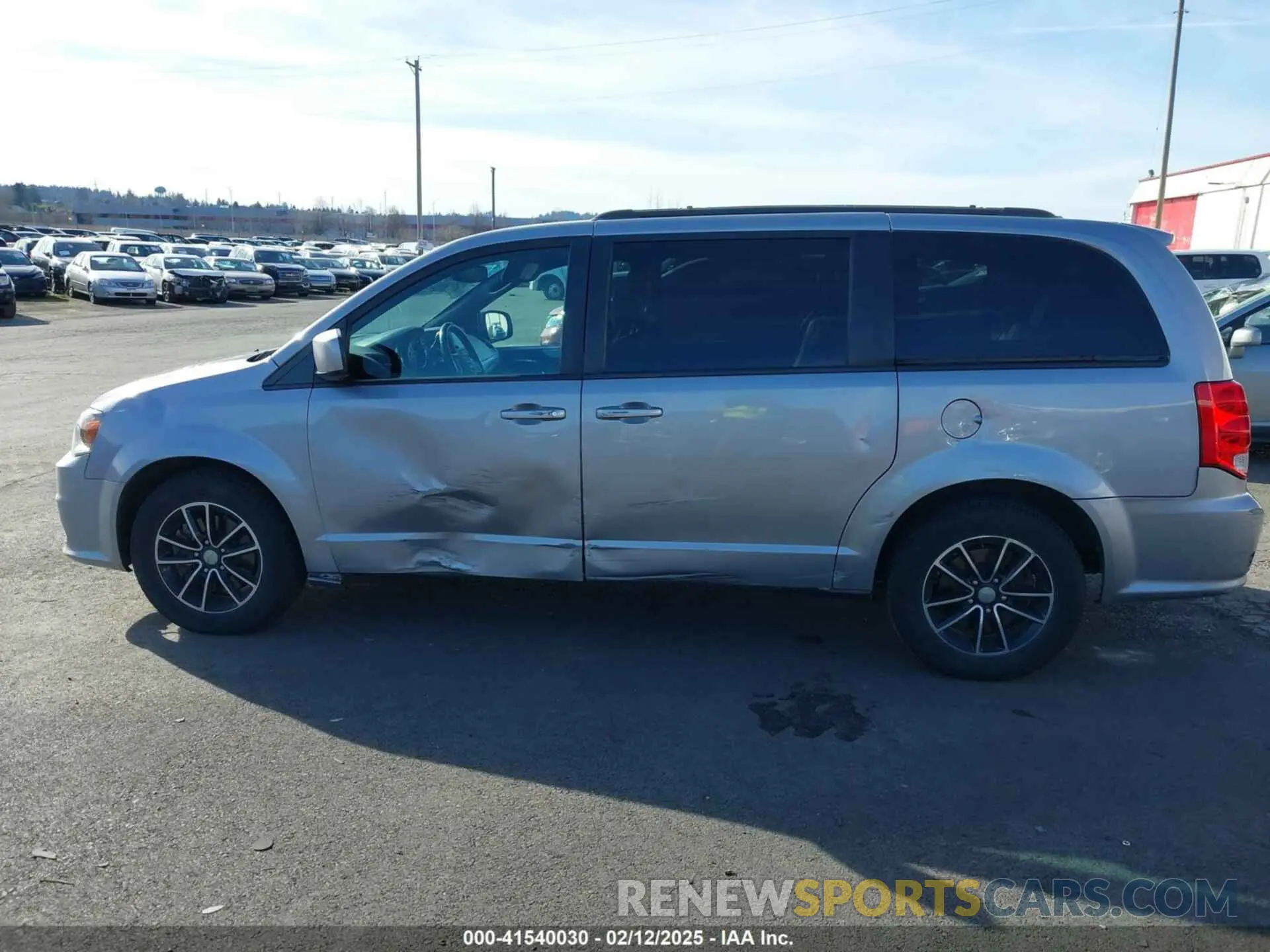 14 fotografías del automóvil dañado 2C4RDGEG1KR647641 DODGE GRAND CARAVAN 2019