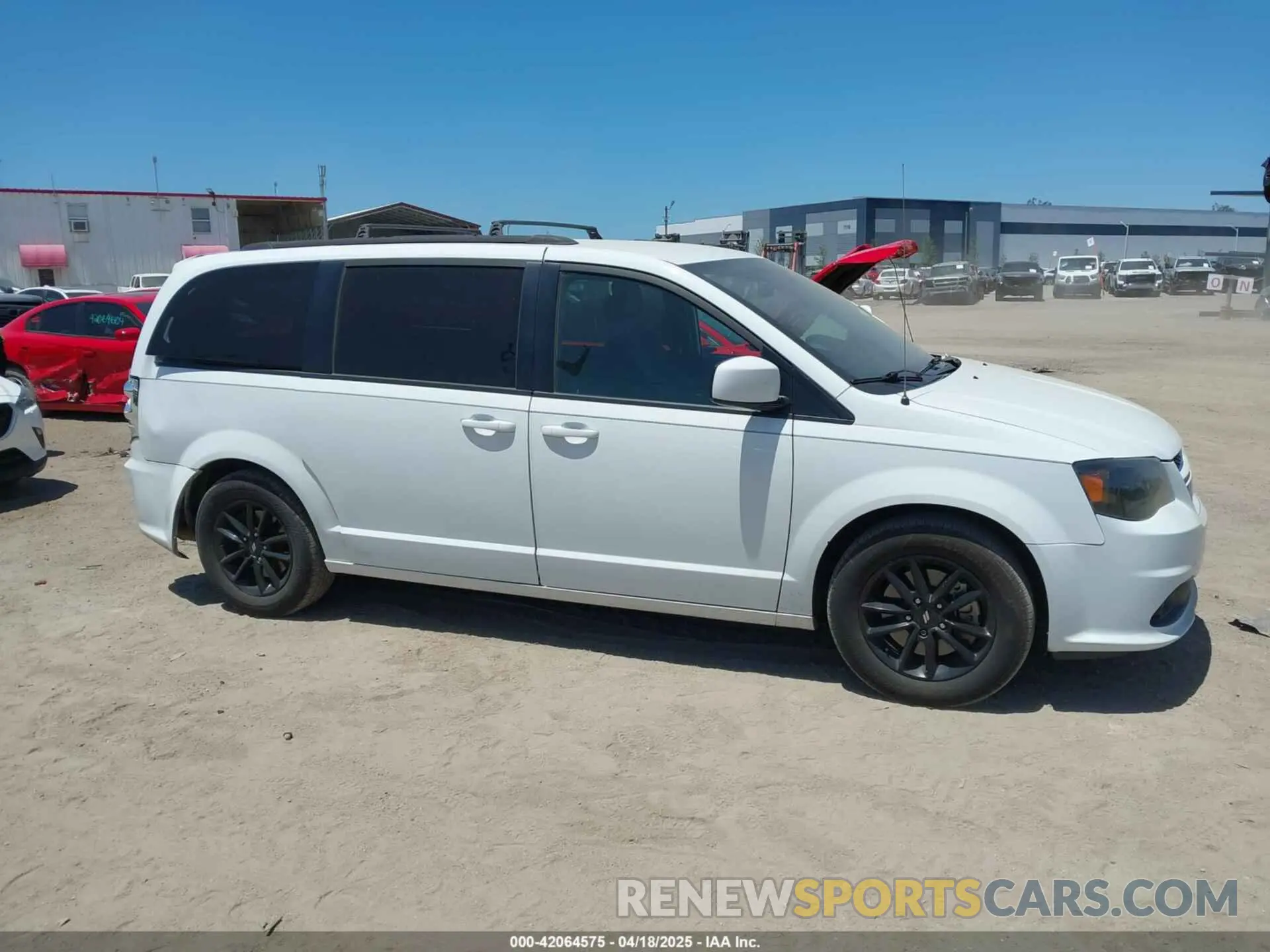 13 fotografías del automóvil dañado 2C4RDGEG1KR739705 DODGE GRAND CARAVAN 2019