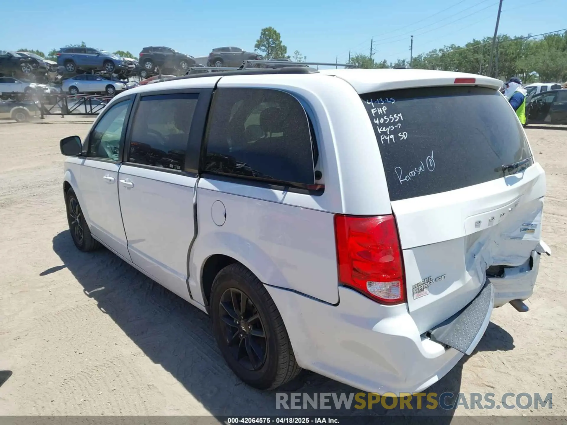 3 fotografías del automóvil dañado 2C4RDGEG1KR739705 DODGE GRAND CARAVAN 2019
