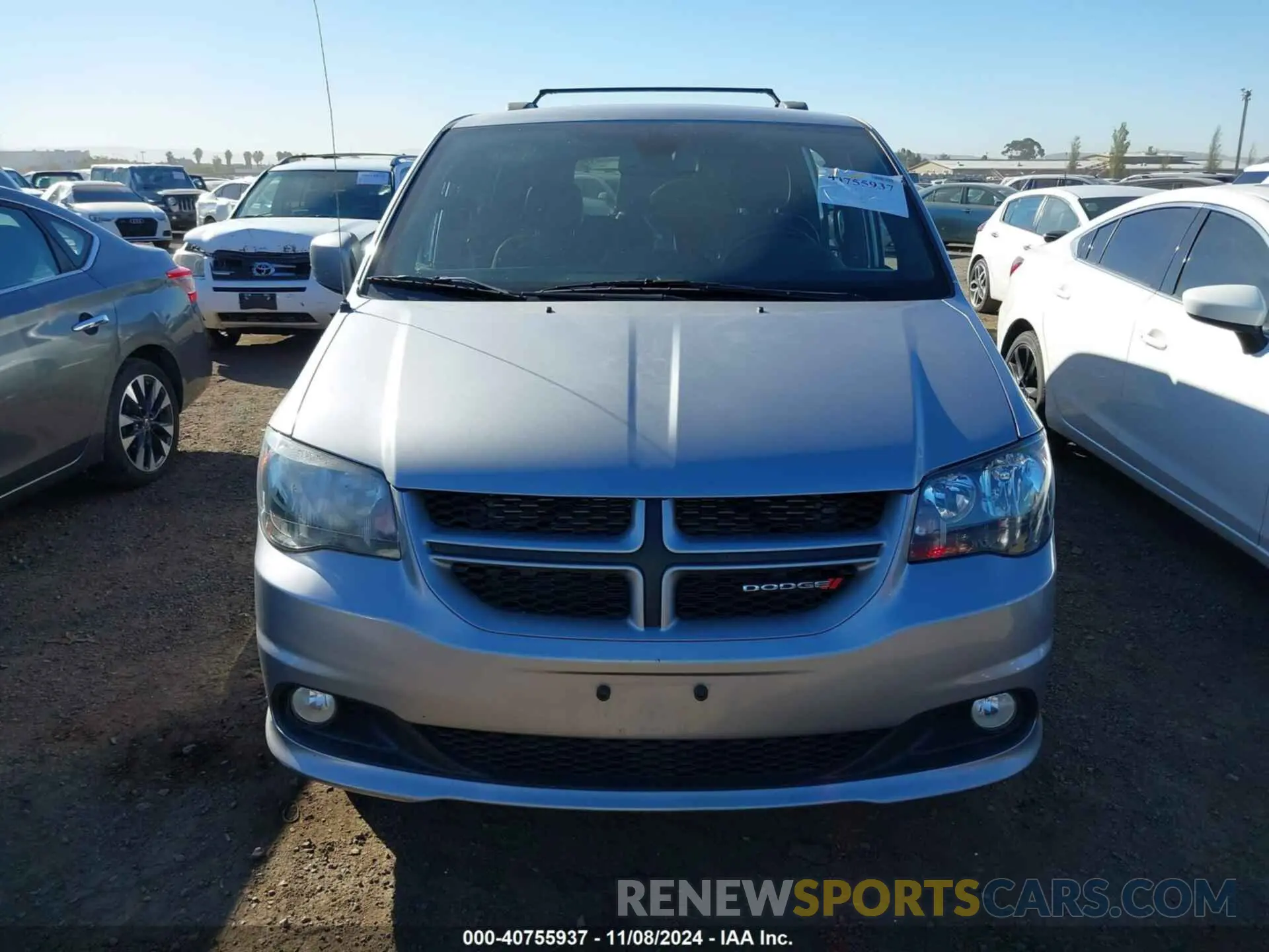 13 fotografías del automóvil dañado 2C4RDGEG1KR784109 DODGE GRAND CARAVAN 2019
