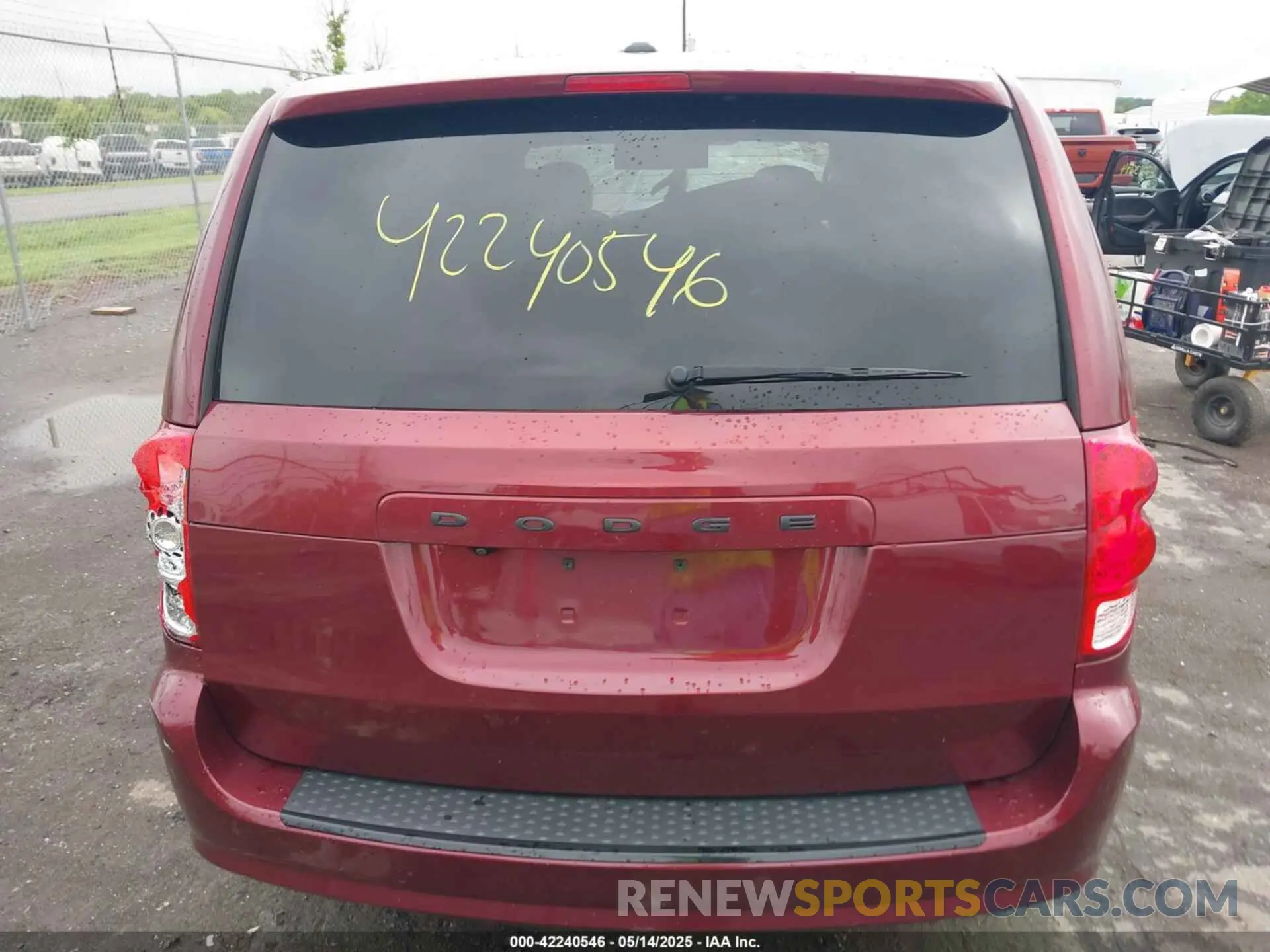 17 fotografías del automóvil dañado 2C4RDGEG2KR617905 DODGE GRAND CARAVAN 2019