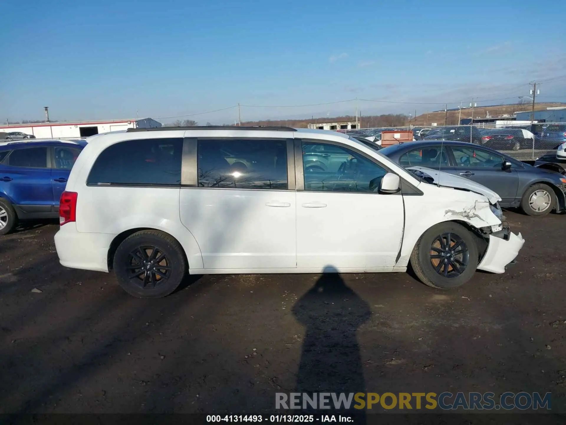 13 fotografías del automóvil dañado 2C4RDGEG2KR748042 DODGE GRAND CARAVAN 2019