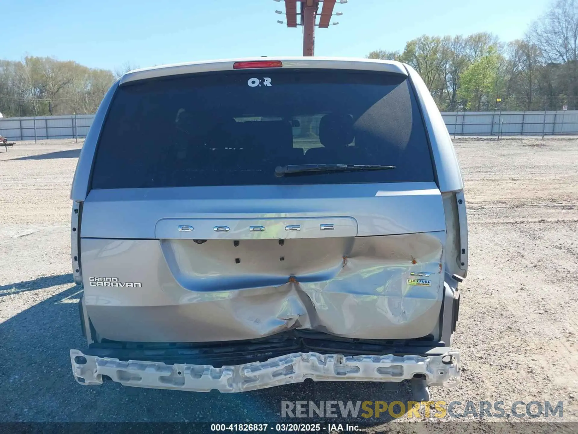 6 fotografías del automóvil dañado 2C4RDGEG2KR760353 DODGE GRAND CARAVAN 2019