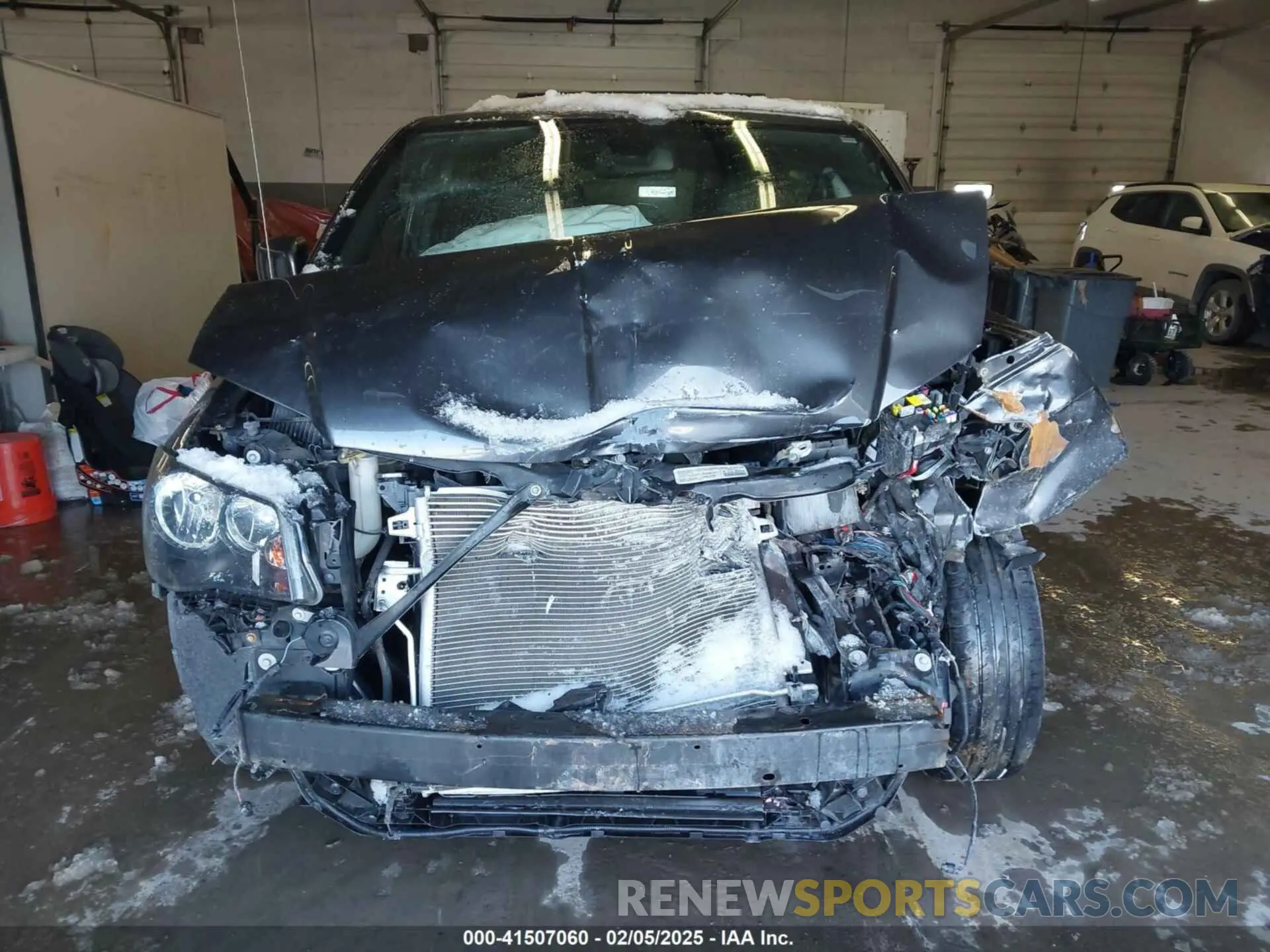 13 fotografías del automóvil dañado 2C4RDGEG3KR647995 DODGE GRAND CARAVAN 2019