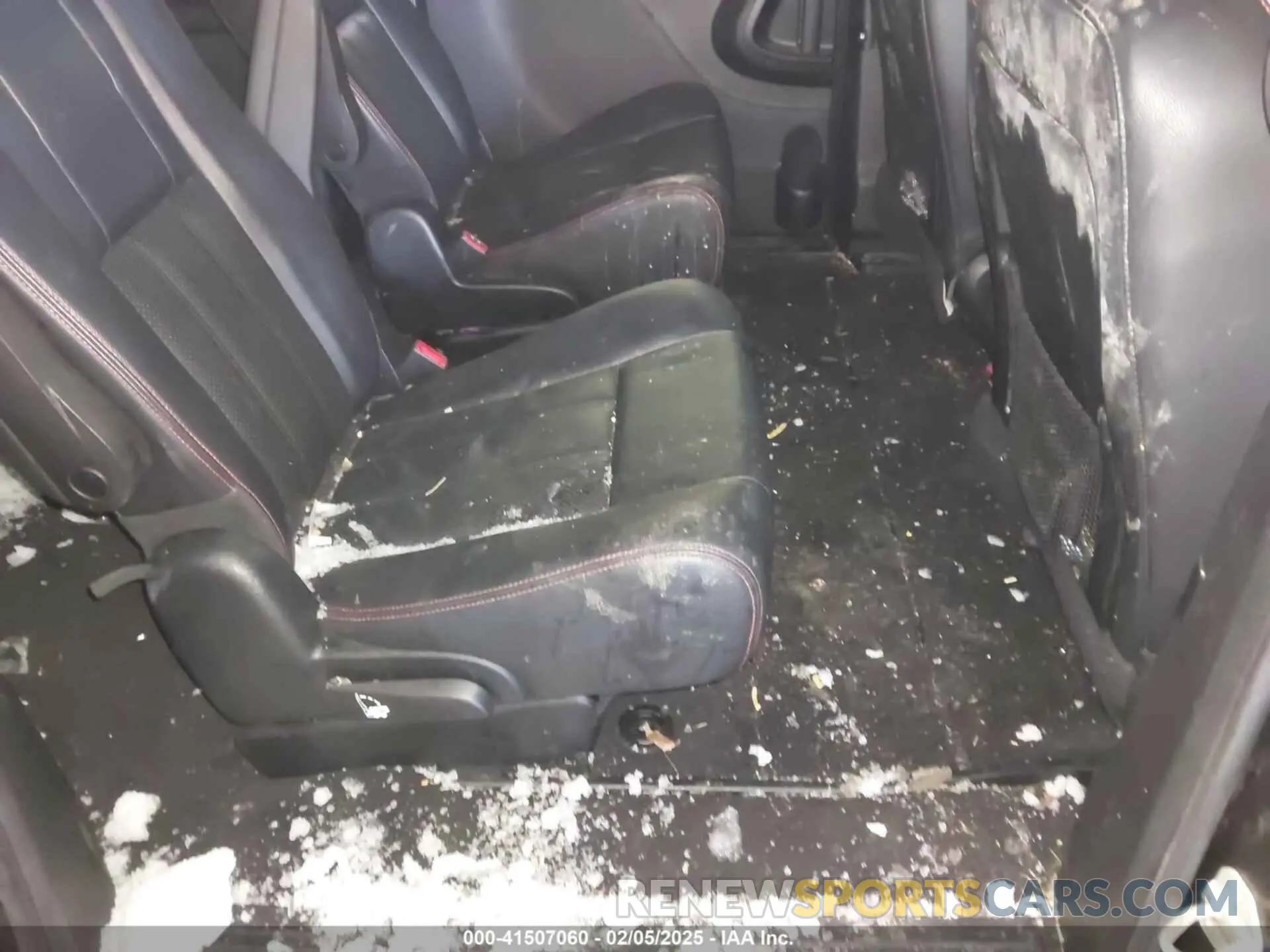 8 fotografías del automóvil dañado 2C4RDGEG3KR647995 DODGE GRAND CARAVAN 2019
