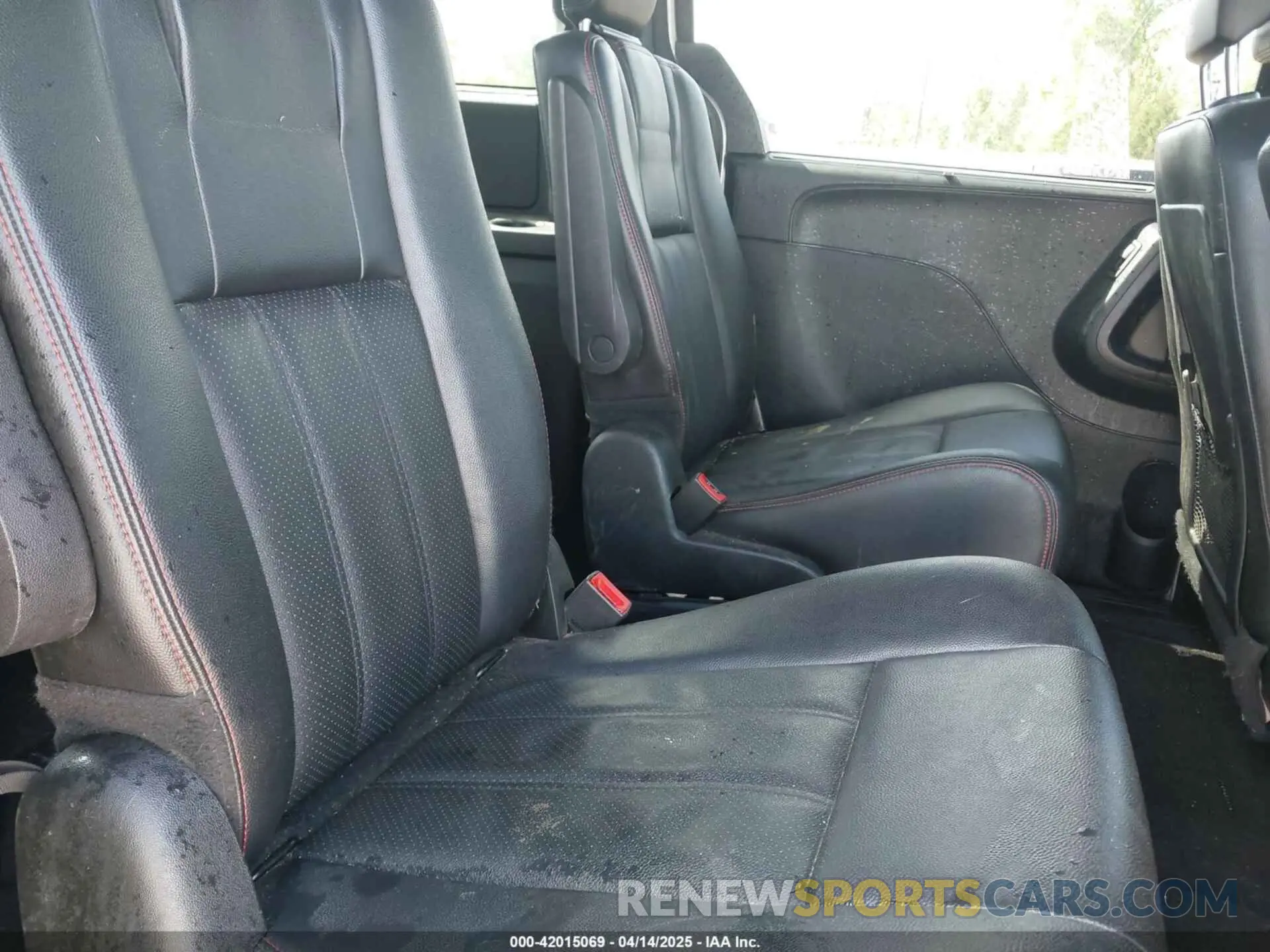 8 fotografías del automóvil dañado 2C4RDGEG4KR512377 DODGE GRAND CARAVAN 2019
