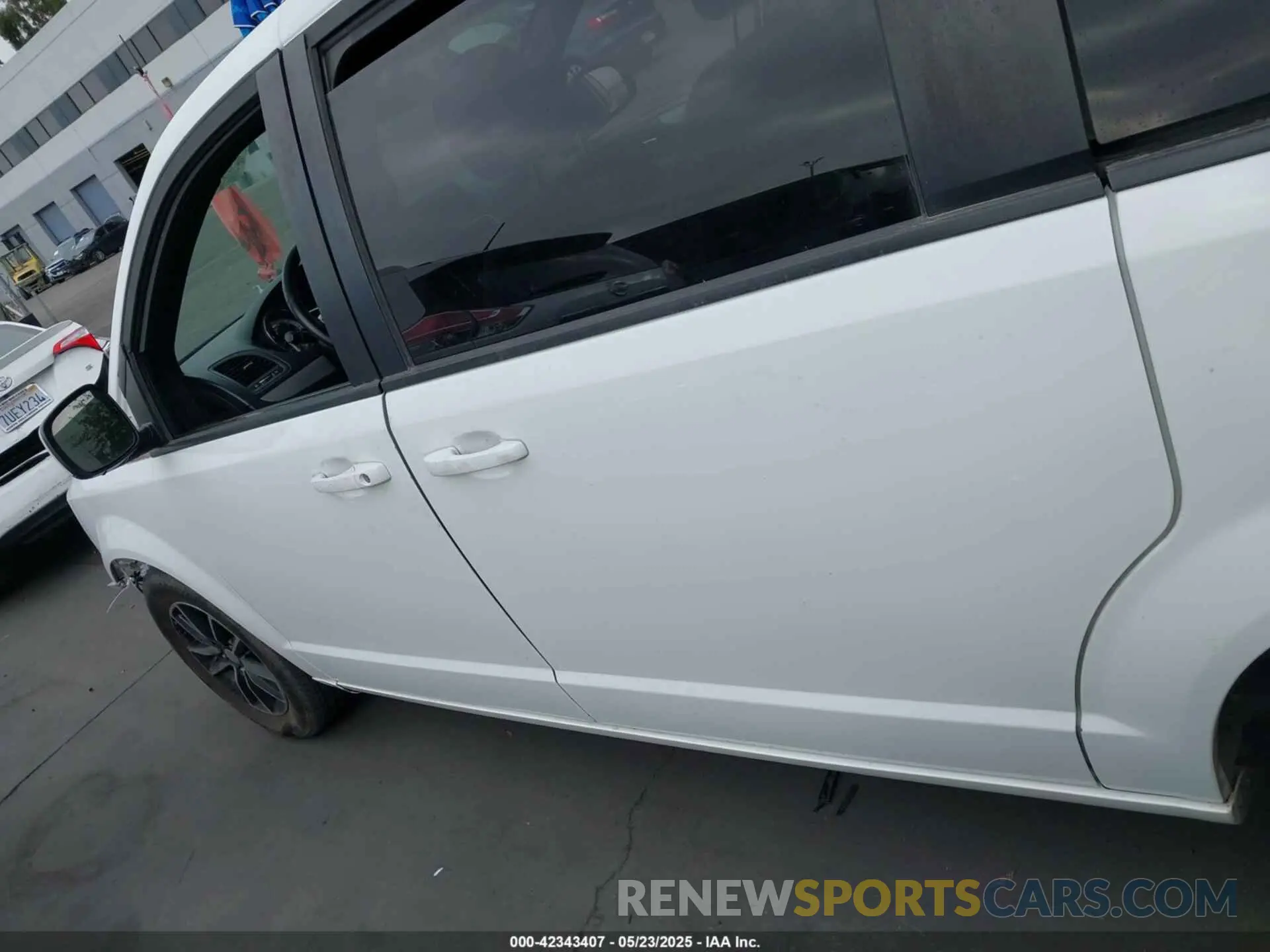 15 fotografías del automóvil dañado 2C4RDGEG4KR535352 DODGE GRAND CARAVAN 2019
