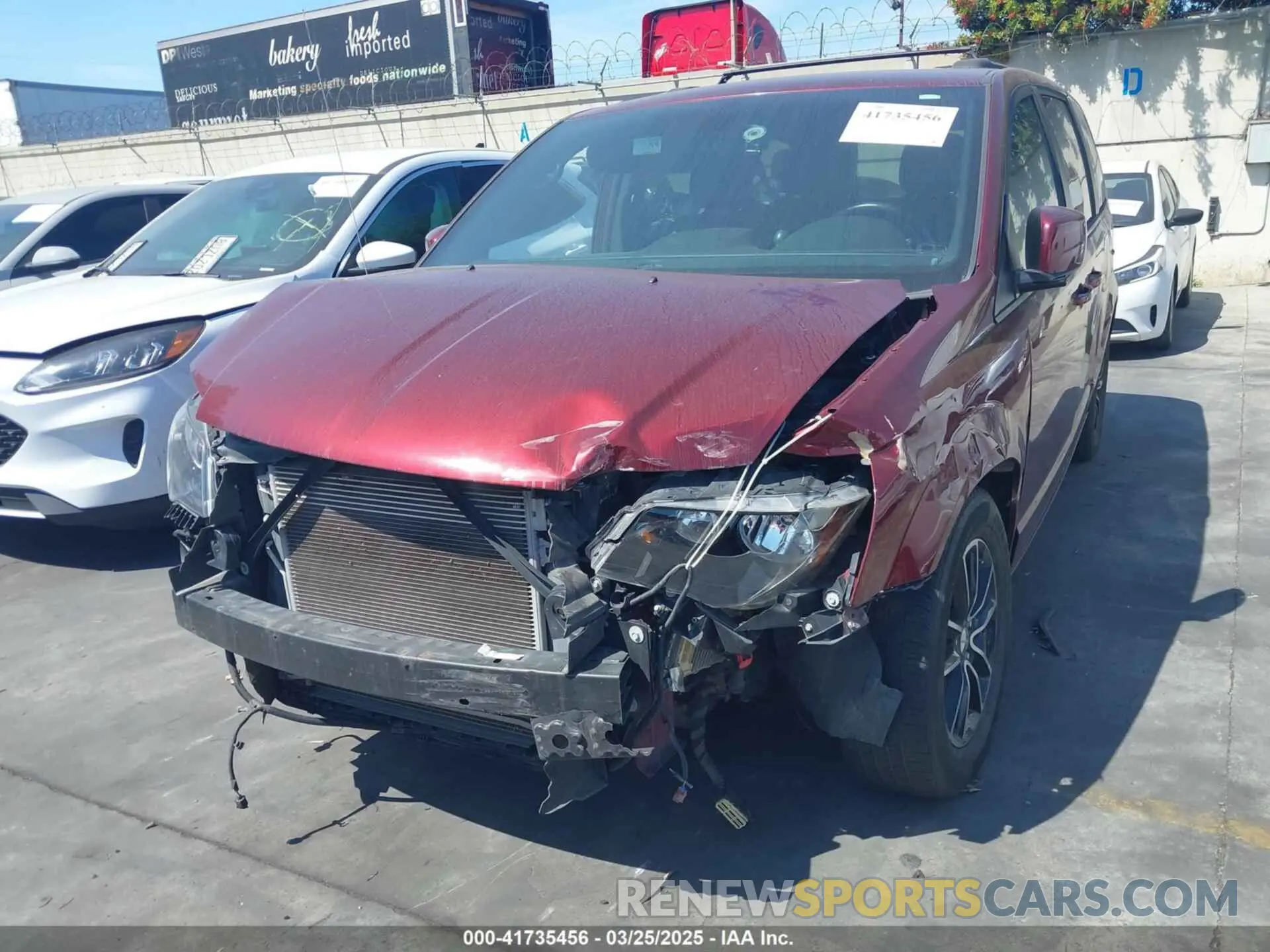 13 fotografías del automóvil dañado 2C4RDGEG4KR611605 DODGE GRAND CARAVAN 2019