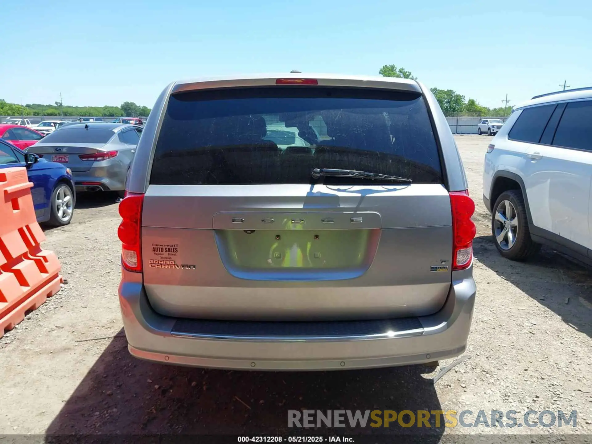 17 fotografías del automóvil dañado 2C4RDGEG4KR716080 DODGE GRAND CARAVAN 2019