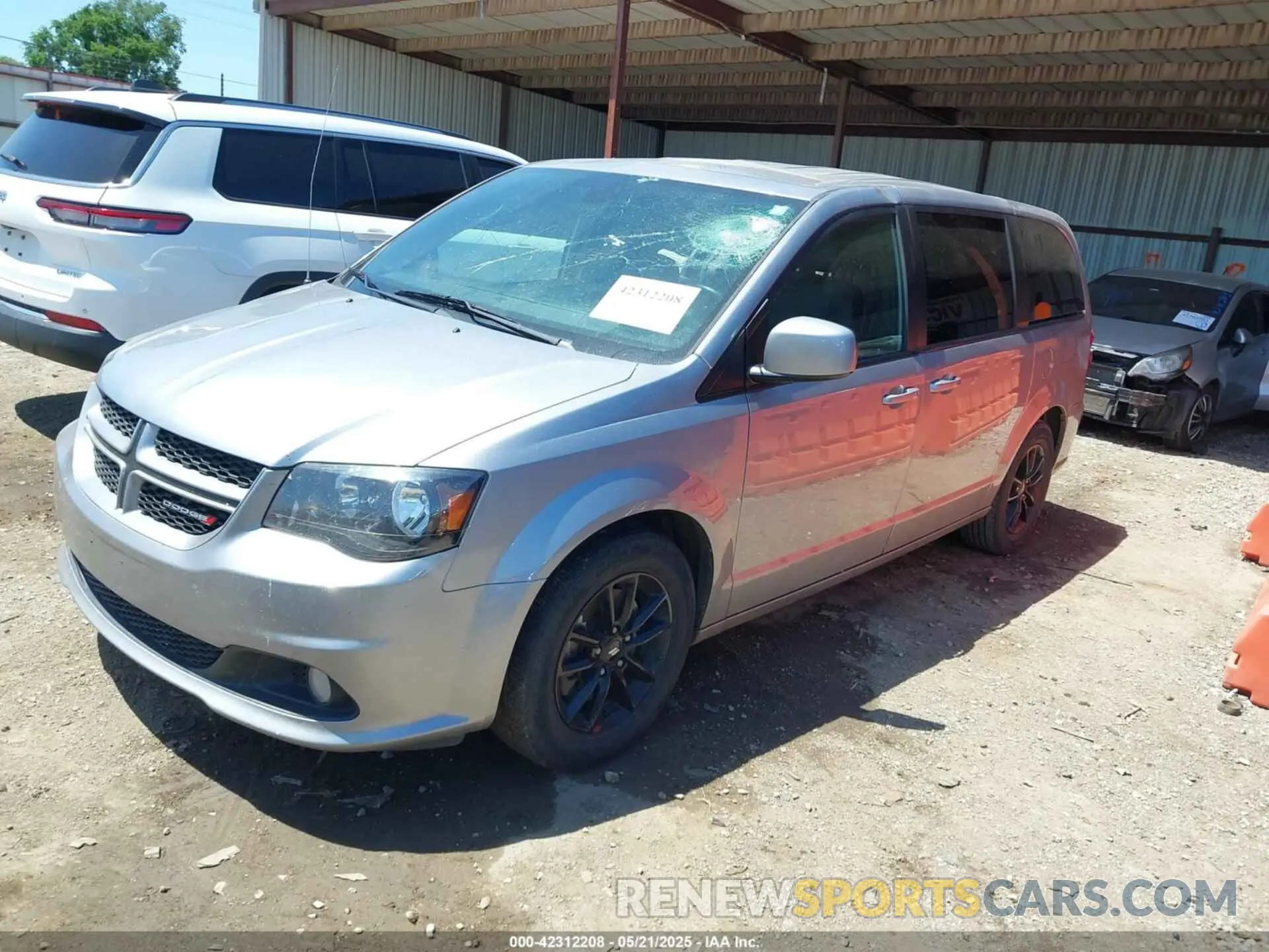 2 fotografías del automóvil dañado 2C4RDGEG4KR716080 DODGE GRAND CARAVAN 2019