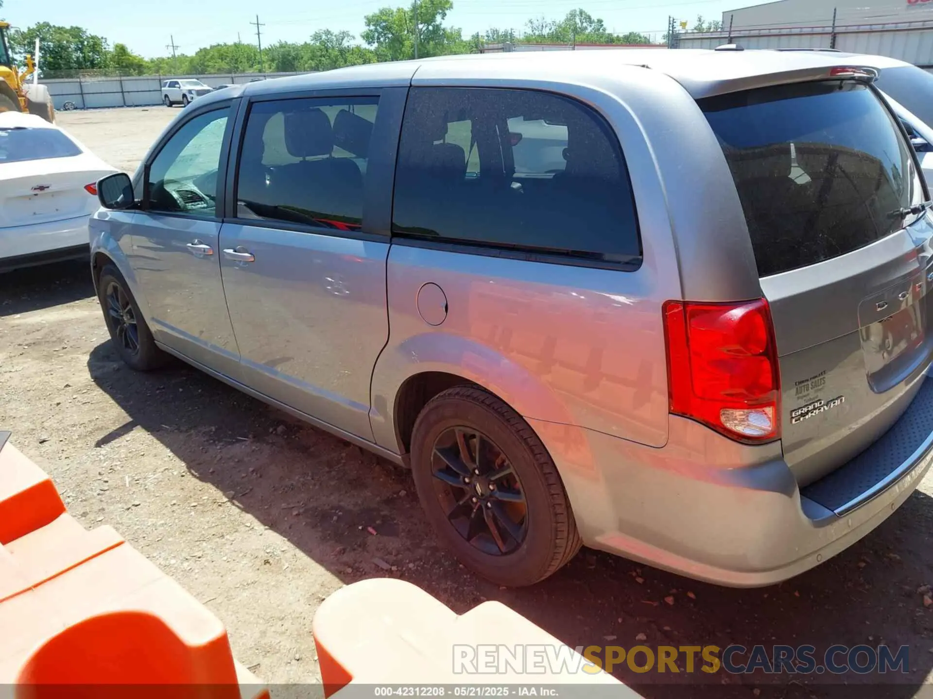 3 fotografías del automóvil dañado 2C4RDGEG4KR716080 DODGE GRAND CARAVAN 2019