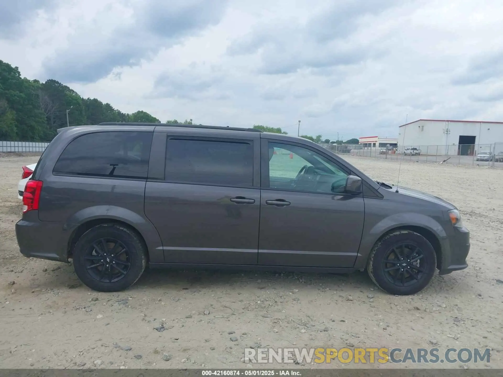 13 fotografías del automóvil dañado 2C4RDGEG4KR739777 DODGE GRAND CARAVAN 2019