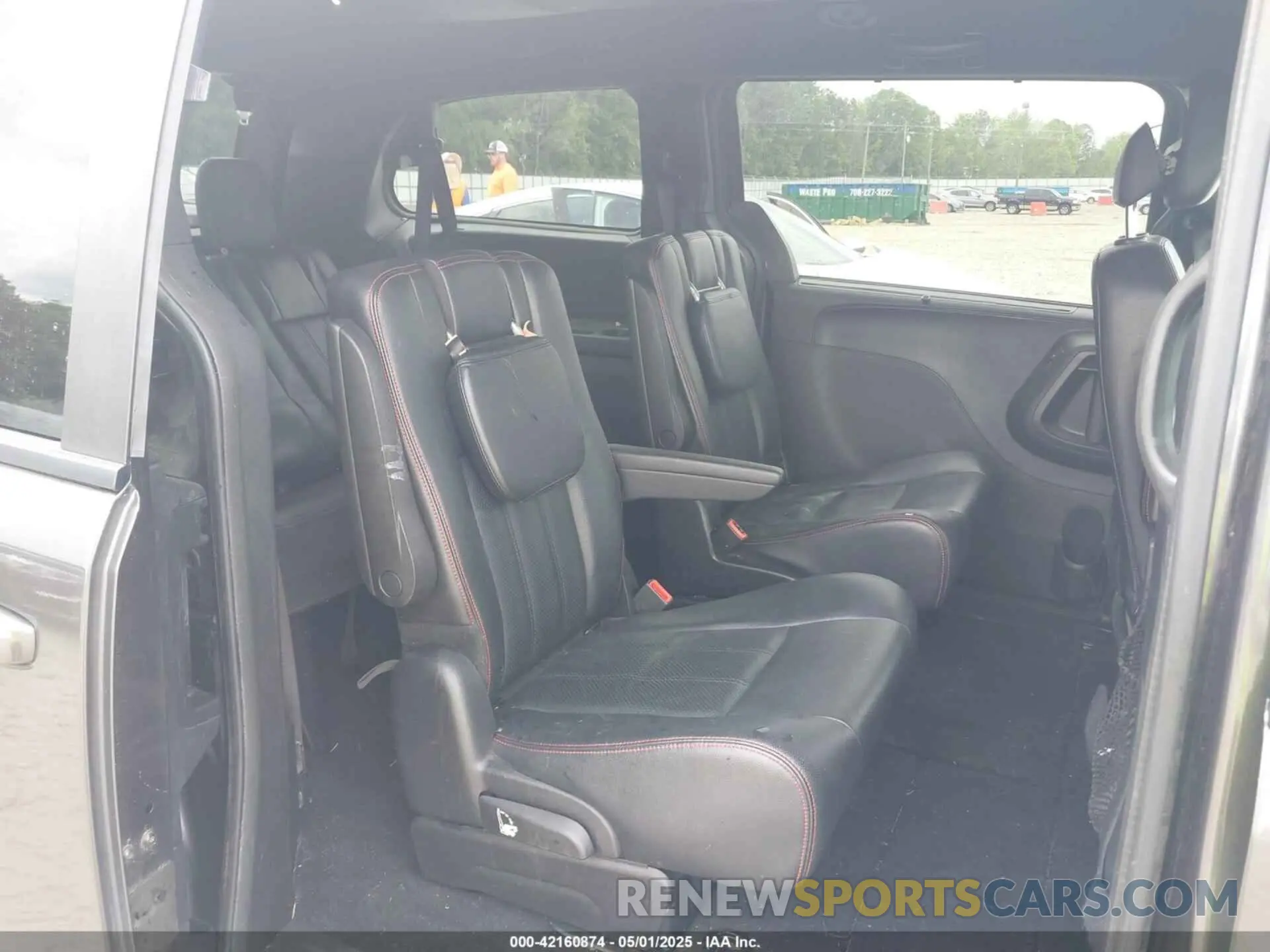 8 fotografías del automóvil dañado 2C4RDGEG4KR739777 DODGE GRAND CARAVAN 2019