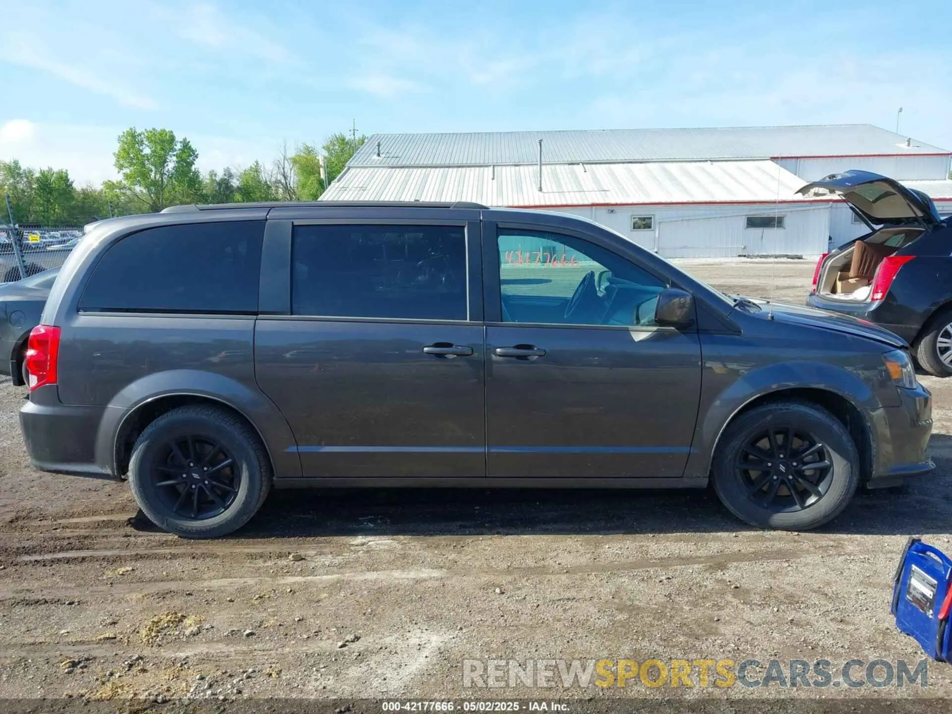 13 fotografías del automóvil dañado 2C4RDGEG4KR739861 DODGE GRAND CARAVAN 2019