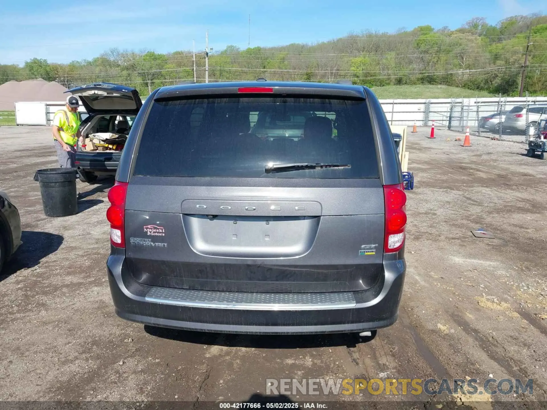 16 fotografías del automóvil dañado 2C4RDGEG4KR739861 DODGE GRAND CARAVAN 2019