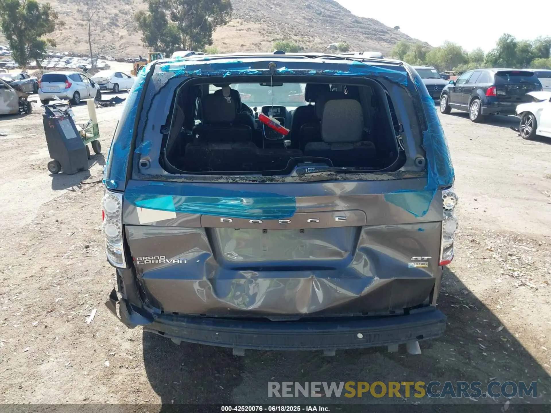 16 fotografías del automóvil dañado 2C4RDGEG4KR750844 DODGE GRAND CARAVAN 2019