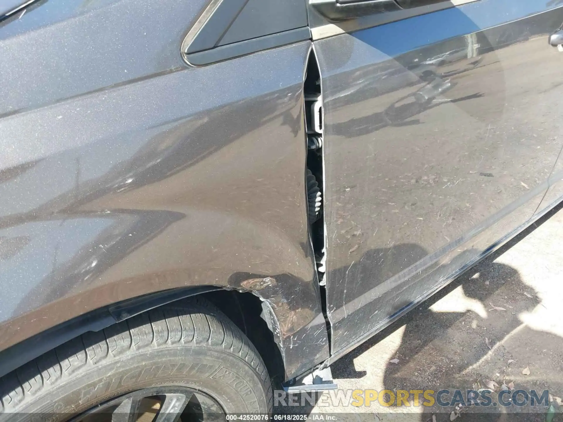 6 fotografías del automóvil dañado 2C4RDGEG4KR750844 DODGE GRAND CARAVAN 2019