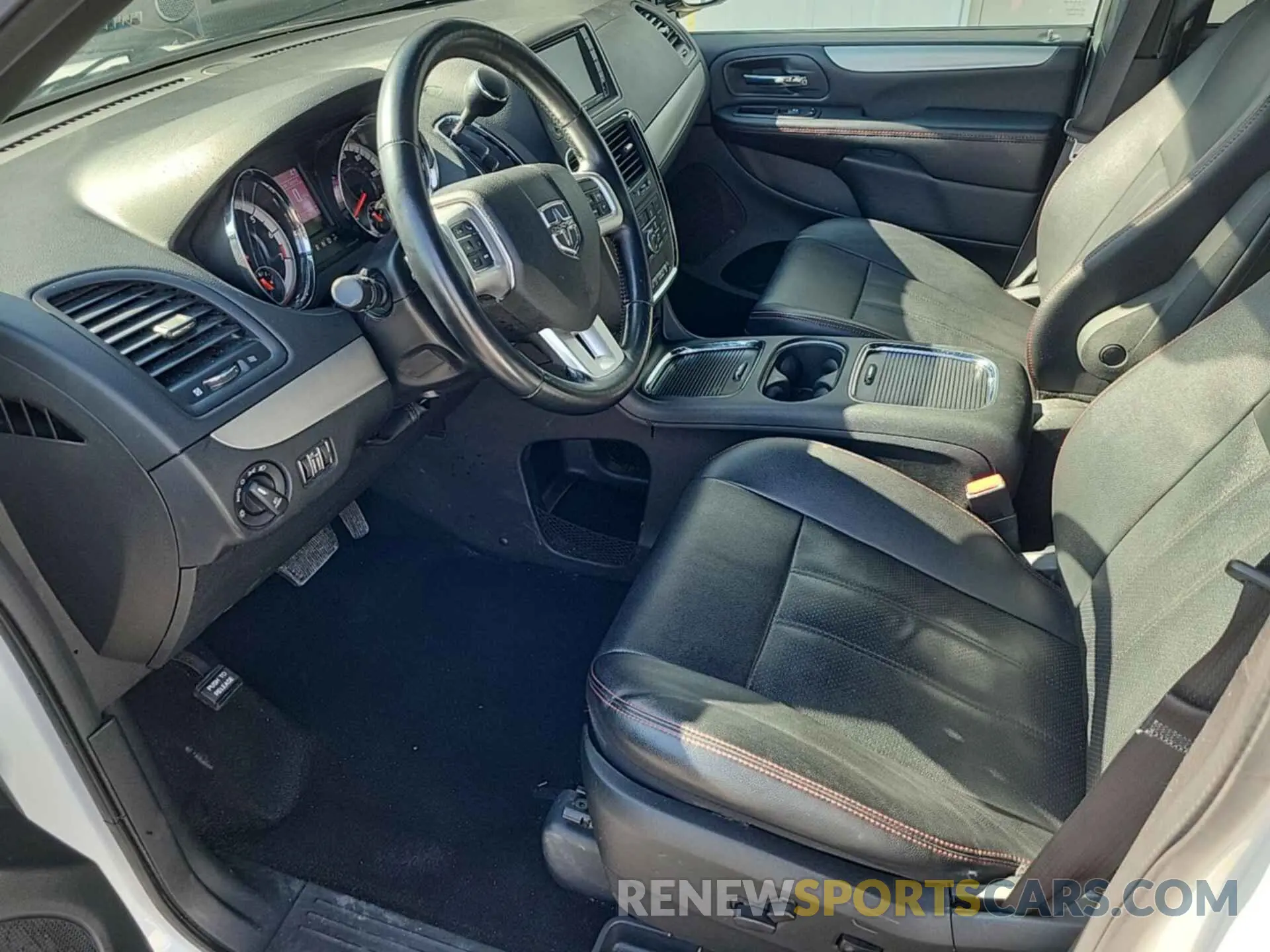 12 fotografías del automóvil dañado 2C4RDGEG5KR600371 DODGE GRAND CARAVAN 2019