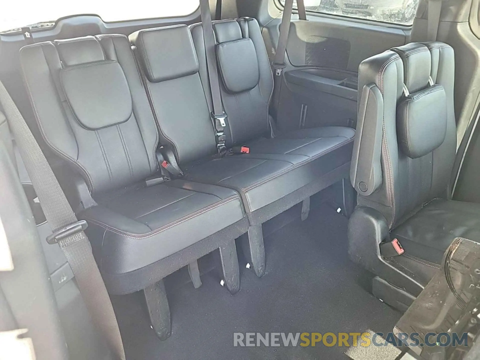 15 fotografías del automóvil dañado 2C4RDGEG5KR600371 DODGE GRAND CARAVAN 2019