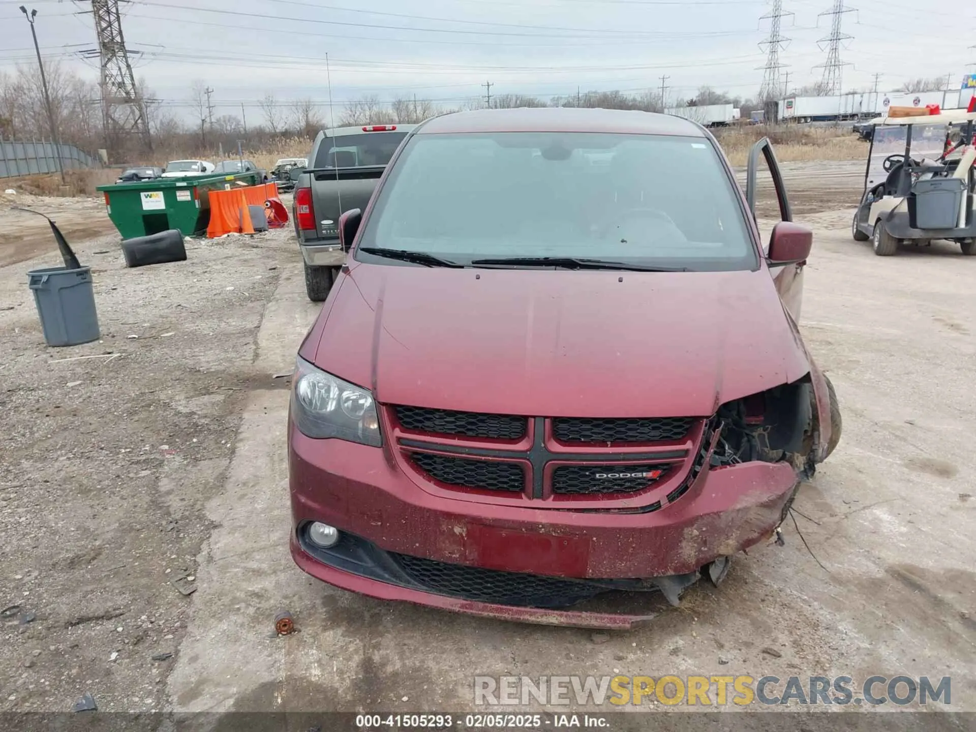 13 fotografías del automóvil dañado 2C4RDGEG5KR769967 DODGE GRAND CARAVAN 2019