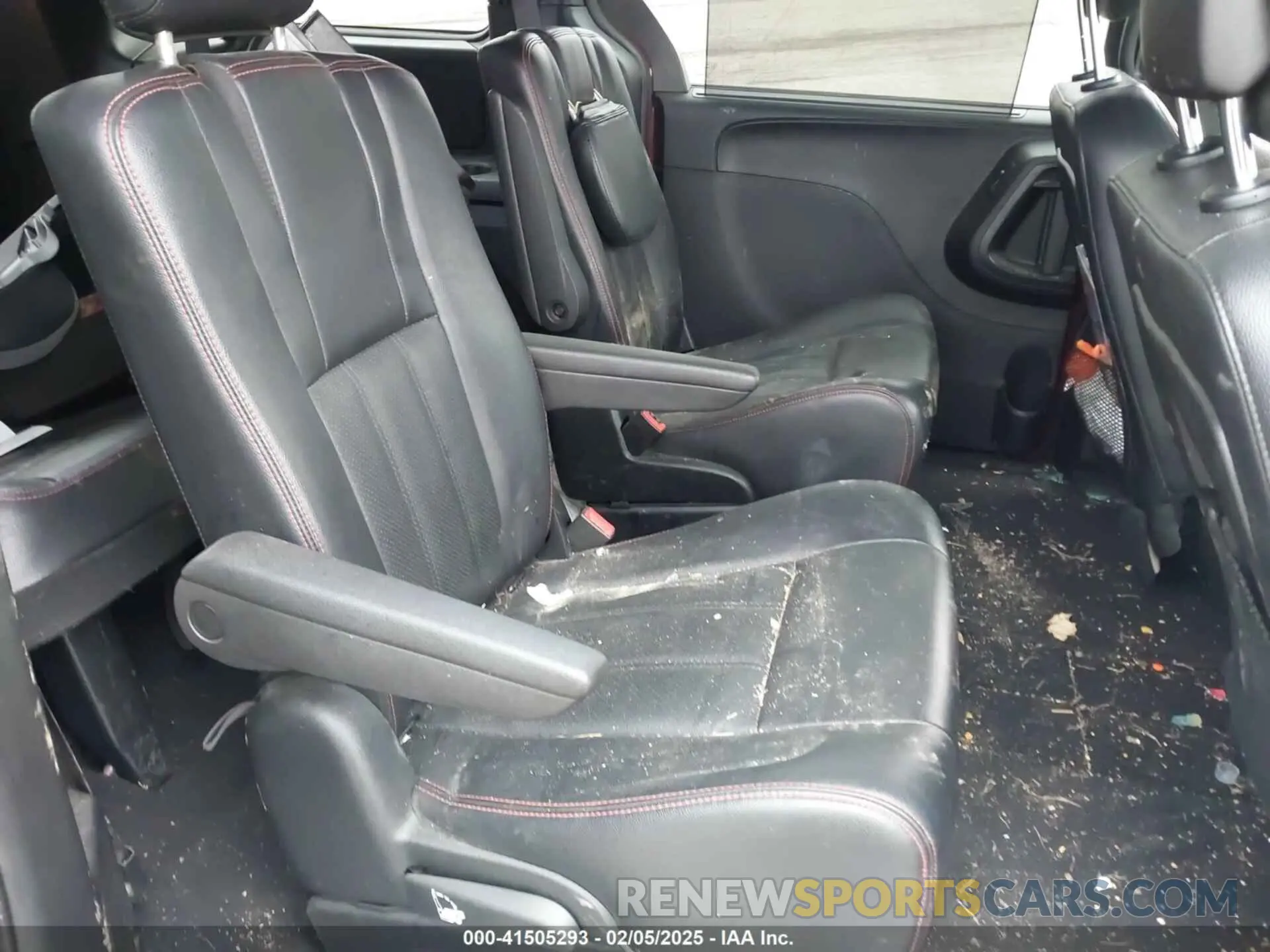 8 fotografías del automóvil dañado 2C4RDGEG5KR769967 DODGE GRAND CARAVAN 2019