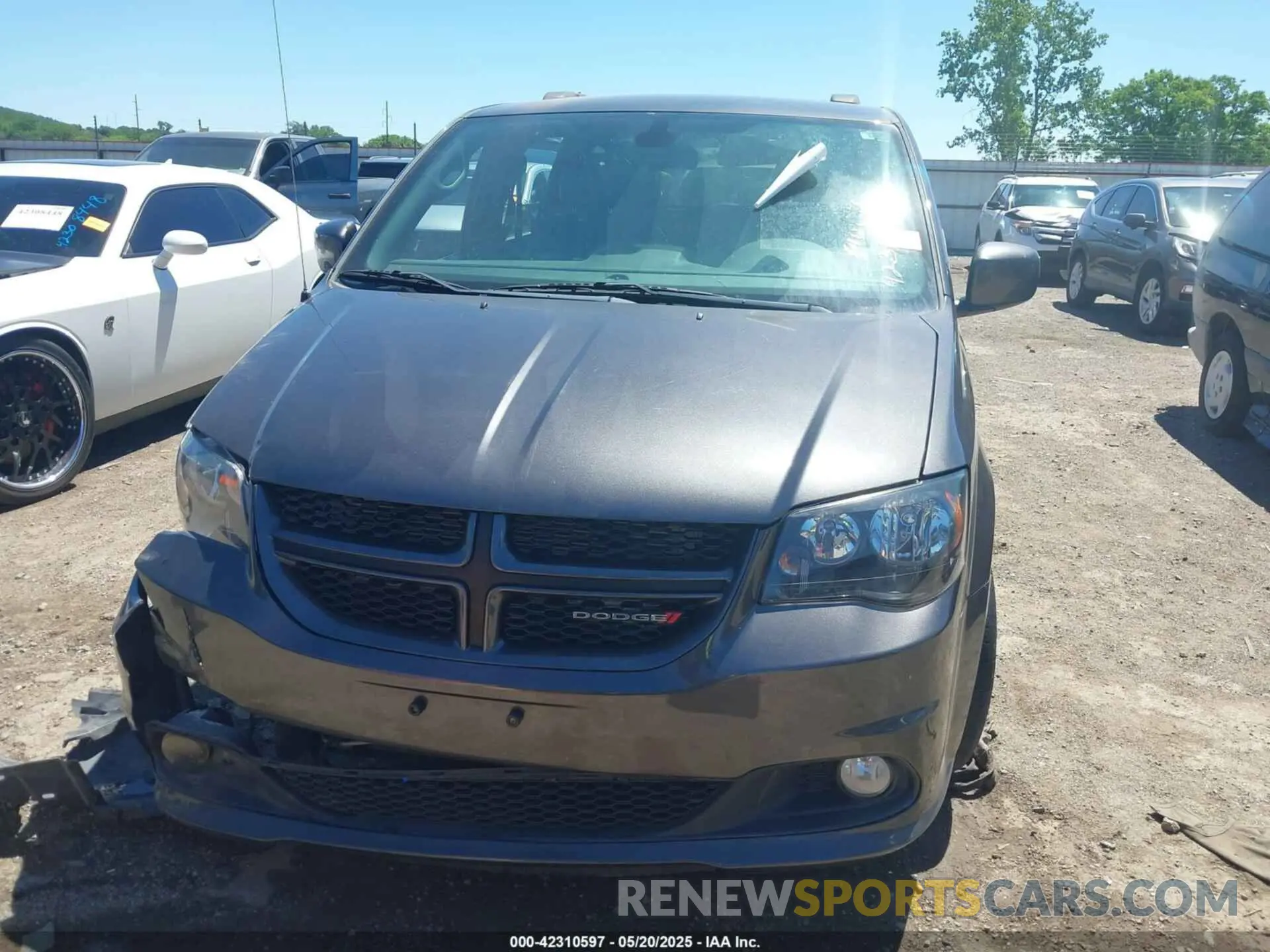 11 fotografías del automóvil dañado 2C4RDGEG7KR561945 DODGE GRAND CARAVAN 2019