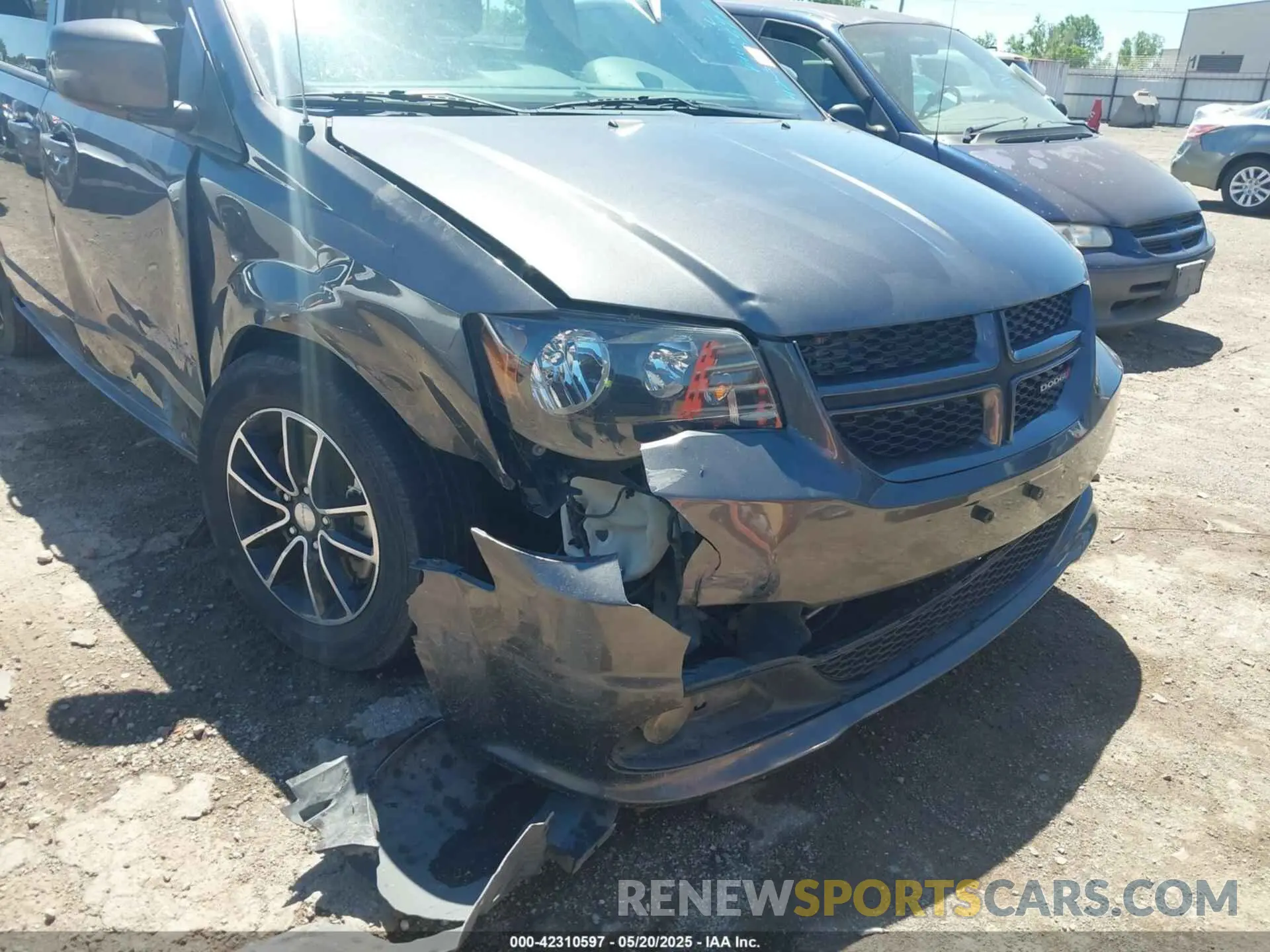 6 fotografías del automóvil dañado 2C4RDGEG7KR561945 DODGE GRAND CARAVAN 2019