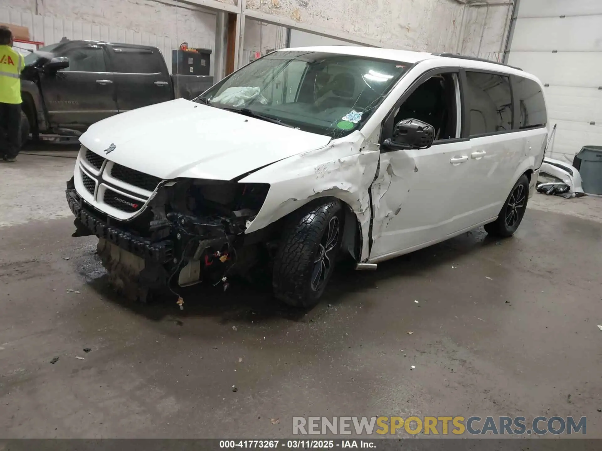 2 fotografías del automóvil dañado 2C4RDGEG7KR648549 DODGE GRAND CARAVAN 2019