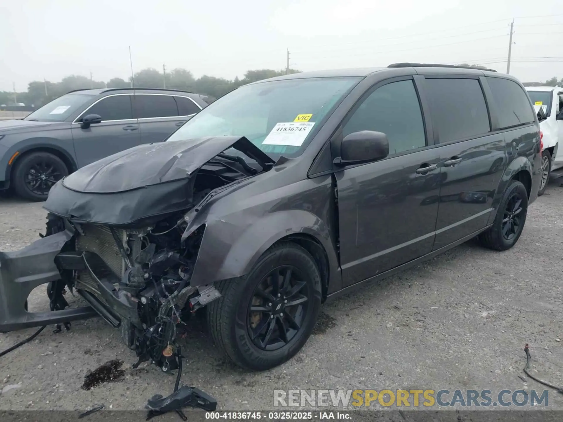 2 fotografías del automóvil dañado 2C4RDGEG7KR663147 DODGE GRAND CARAVAN 2019