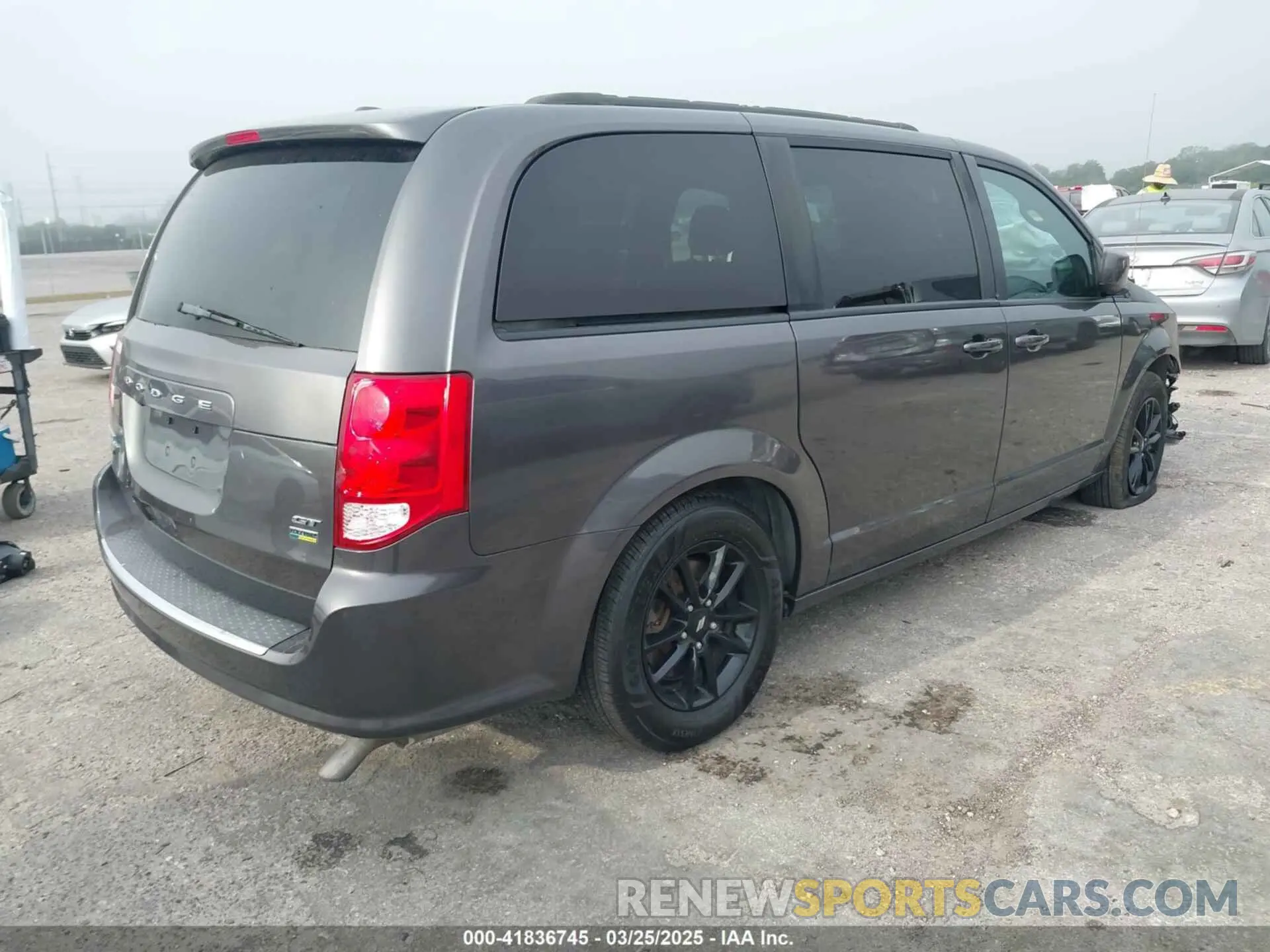 4 fotografías del automóvil dañado 2C4RDGEG7KR663147 DODGE GRAND CARAVAN 2019