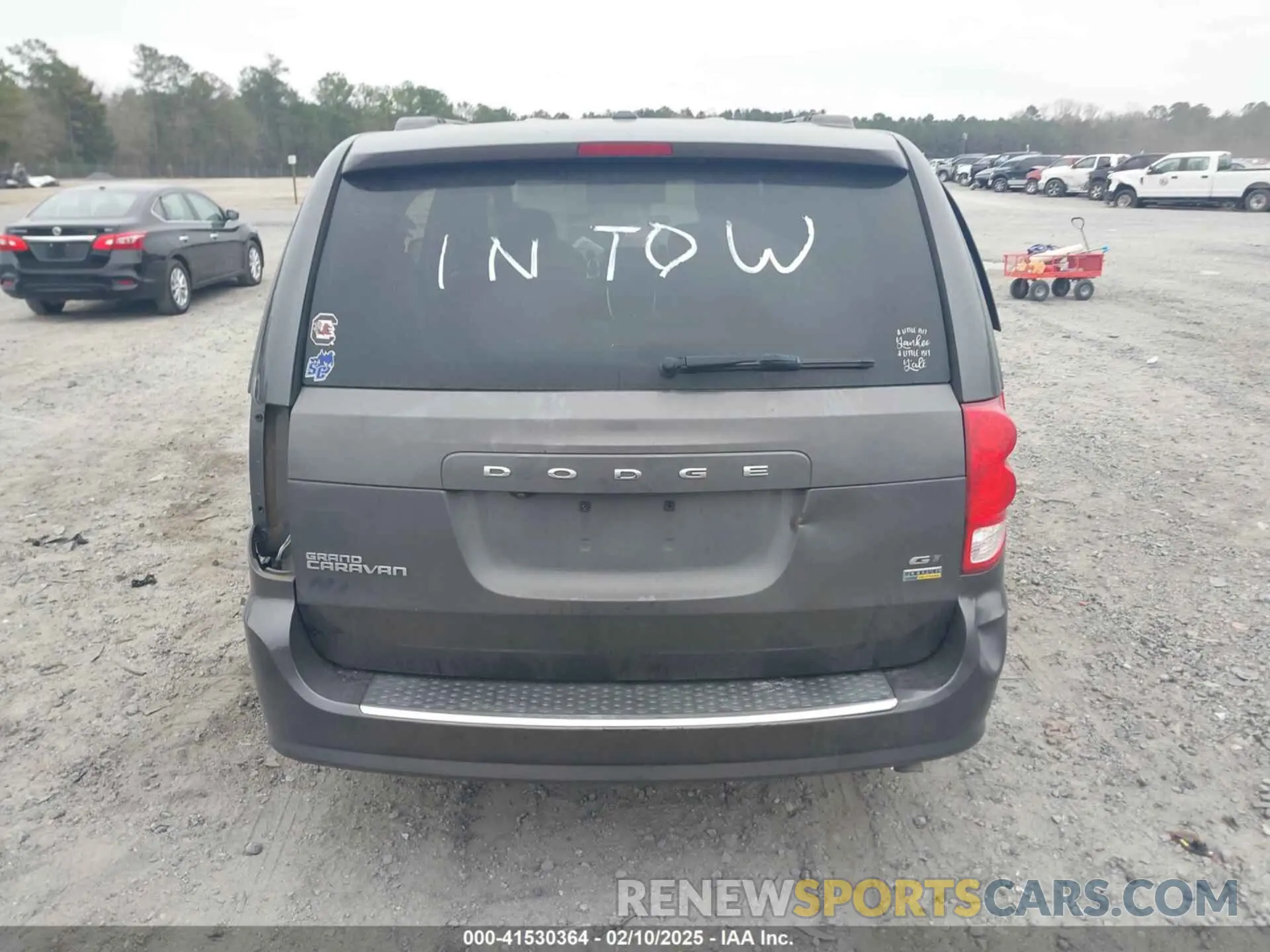 17 fotografías del automóvil dañado 2C4RDGEG7KR736954 DODGE GRAND CARAVAN 2019
