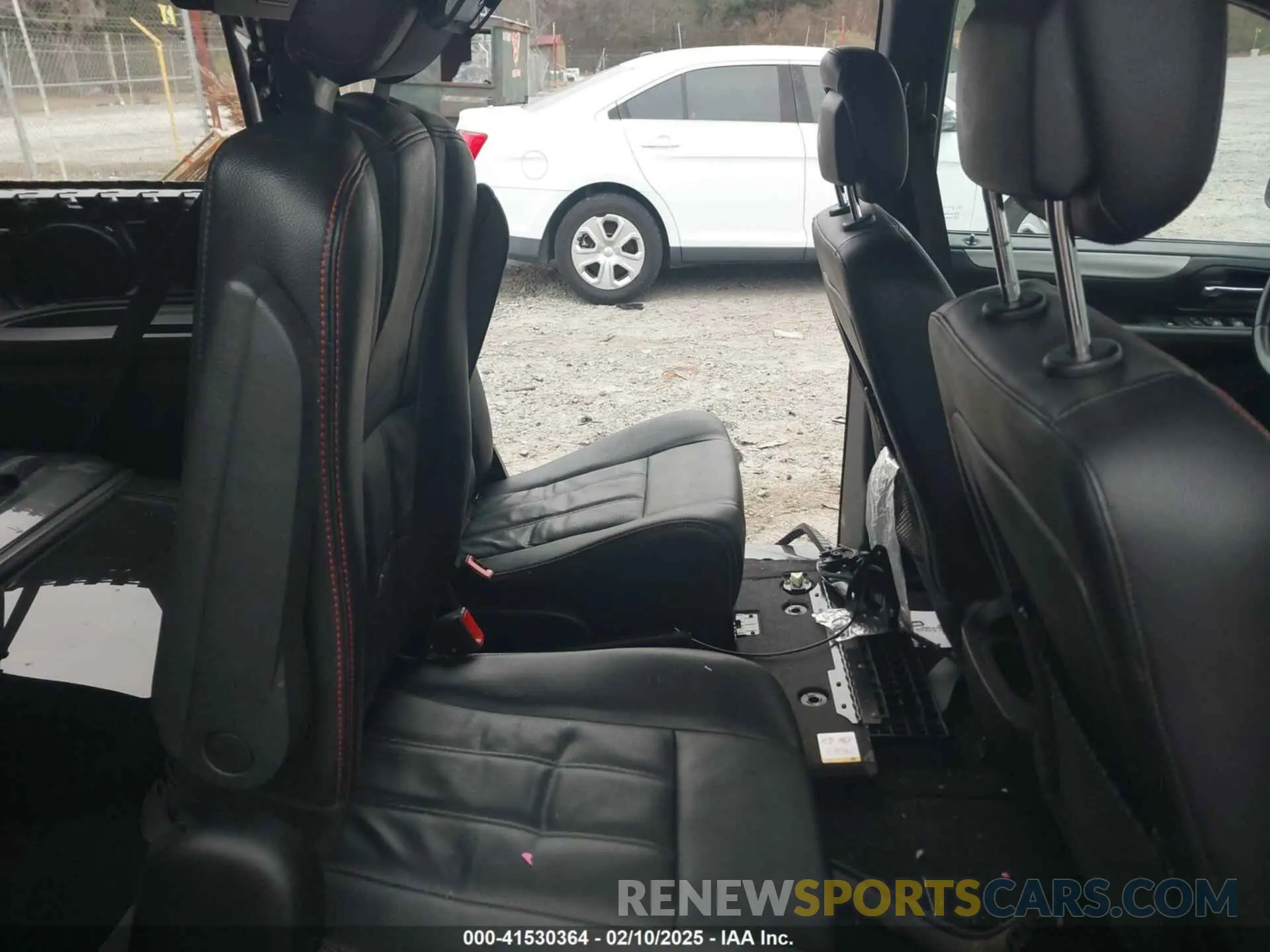 8 fotografías del automóvil dañado 2C4RDGEG7KR736954 DODGE GRAND CARAVAN 2019