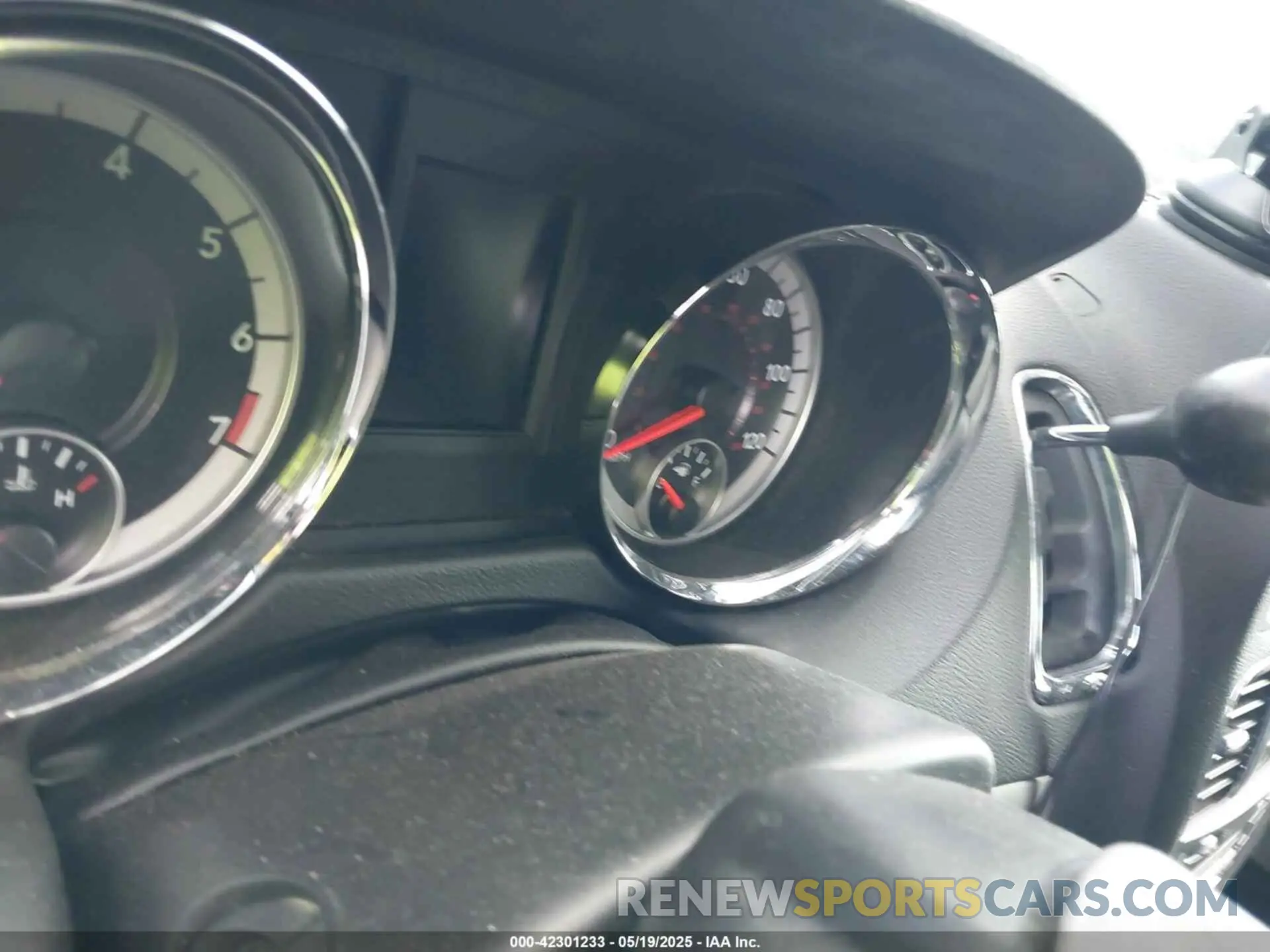 14 fotografías del automóvil dañado 2C4RDGEG8KR717023 DODGE GRAND CARAVAN 2019