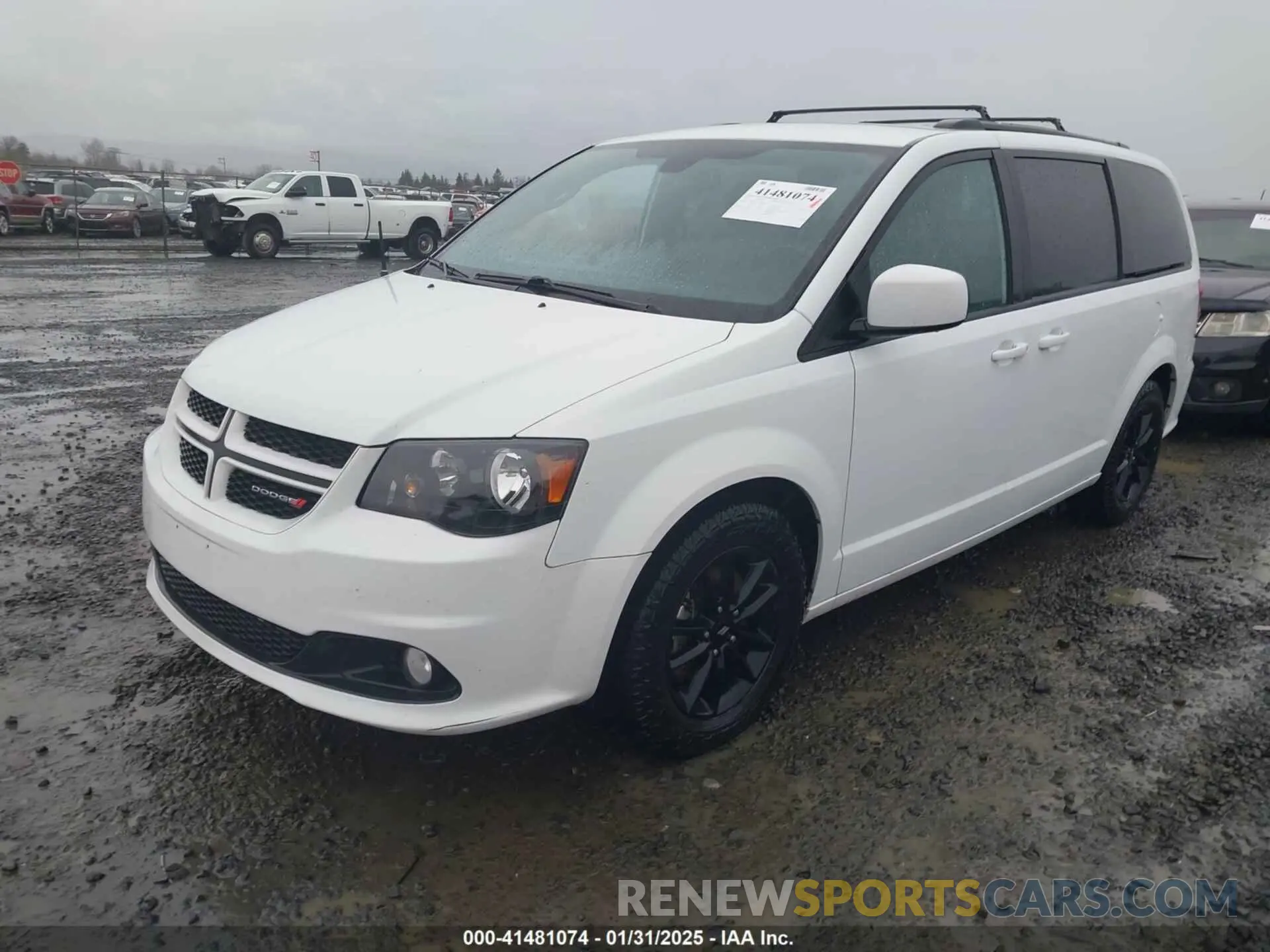 2 fotografías del automóvil dañado 2C4RDGEG8KR739863 DODGE GRAND CARAVAN 2019