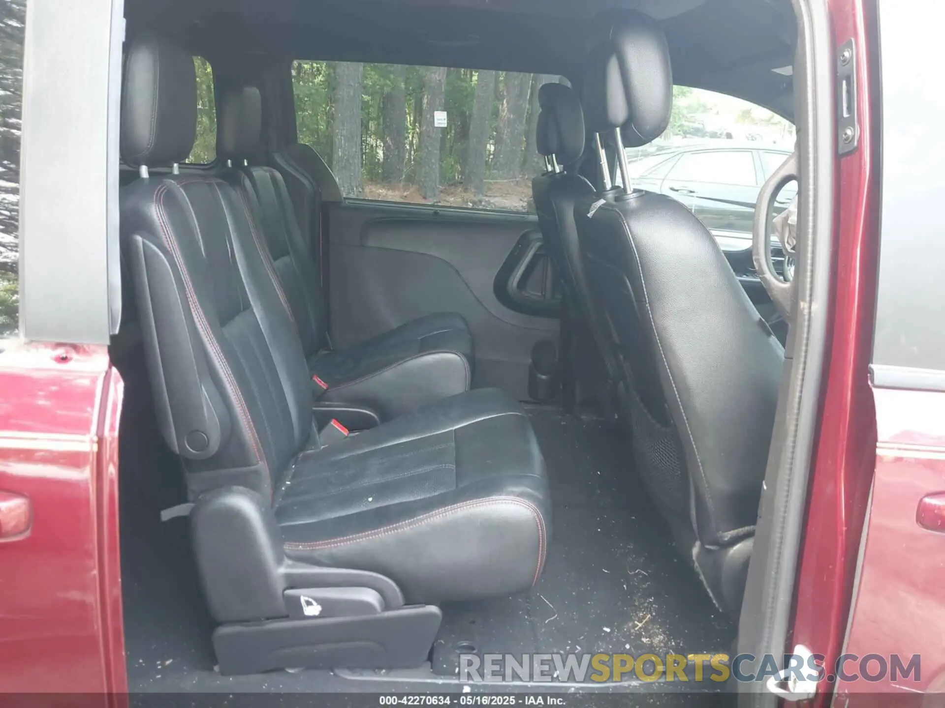 8 fotografías del automóvil dañado 2C4RDGEG8KR743010 DODGE GRAND CARAVAN 2019