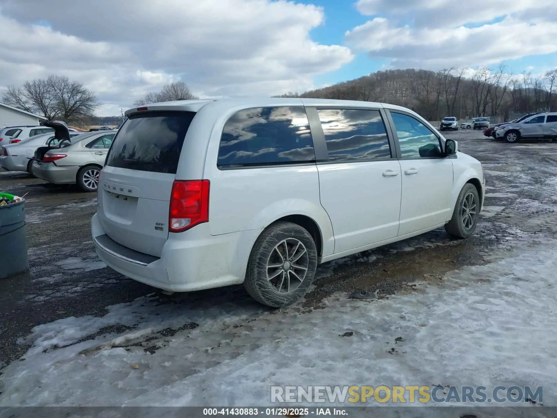 4 fotografías del automóvil dañado 2C4RDGEGXKR571286 DODGE GRAND CARAVAN 2019