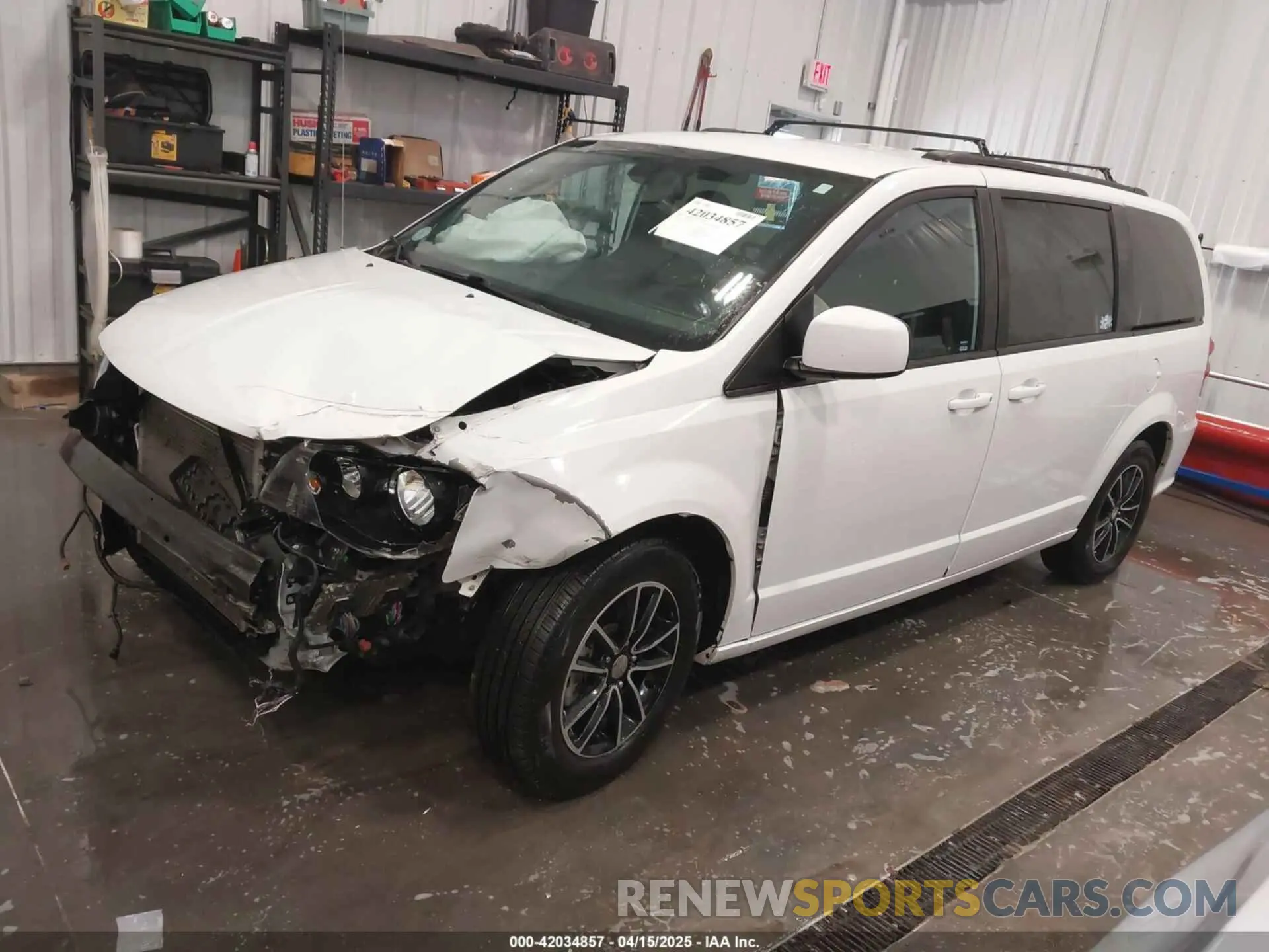 2 fotografías del automóvil dañado 2C4RDGEGXKR647590 DODGE GRAND CARAVAN 2019