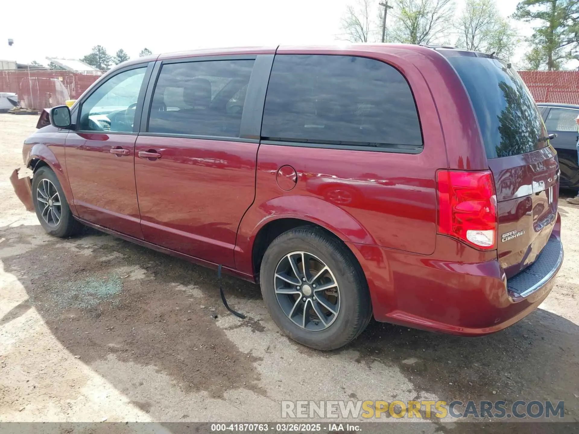 3 fotografías del automóvil dañado 2C4RDGEGXKR658847 DODGE GRAND CARAVAN 2019