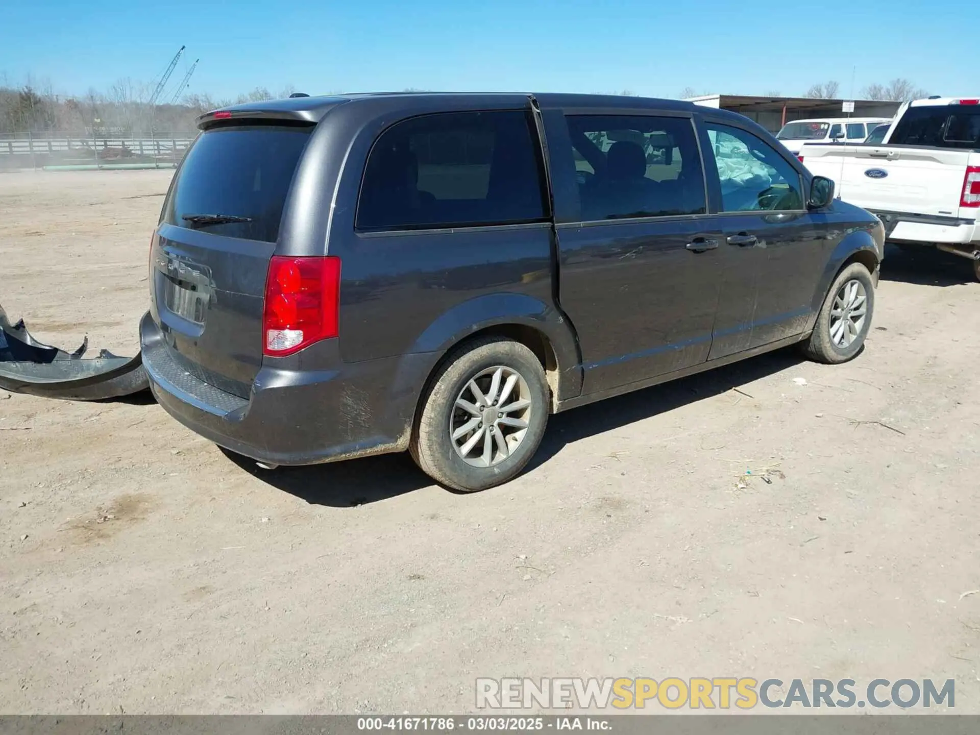 4 fotografías del automóvil dañado 2C4RDGBG3LR183953 DODGE GRAND CARAVAN 2020
