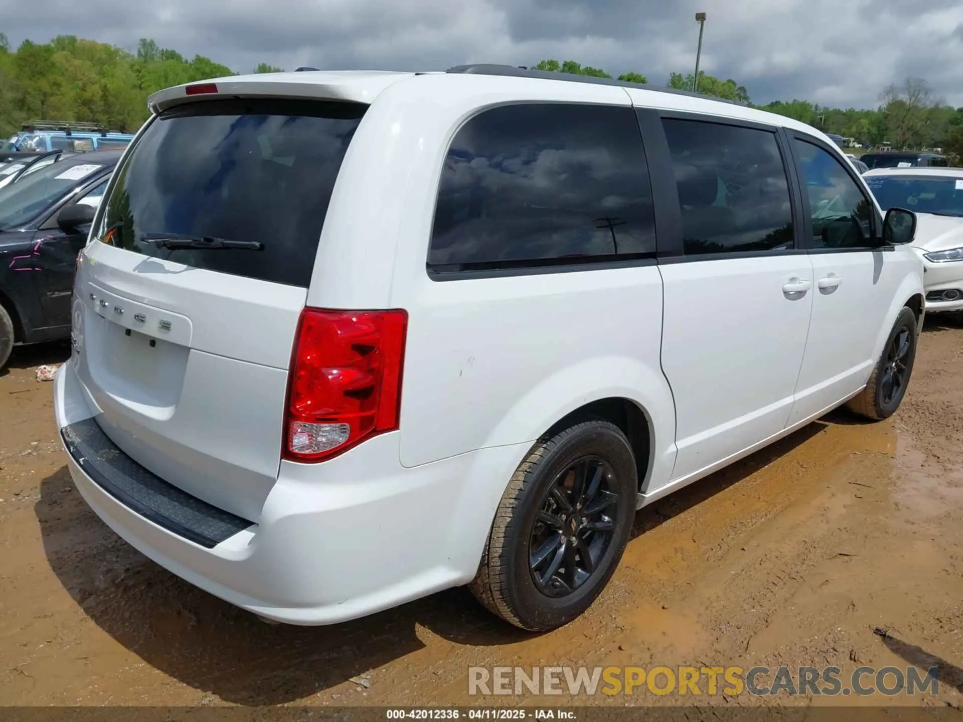 4 fotografías del automóvil dañado 2C4RDGBG4LR175537 DODGE GRAND CARAVAN 2020