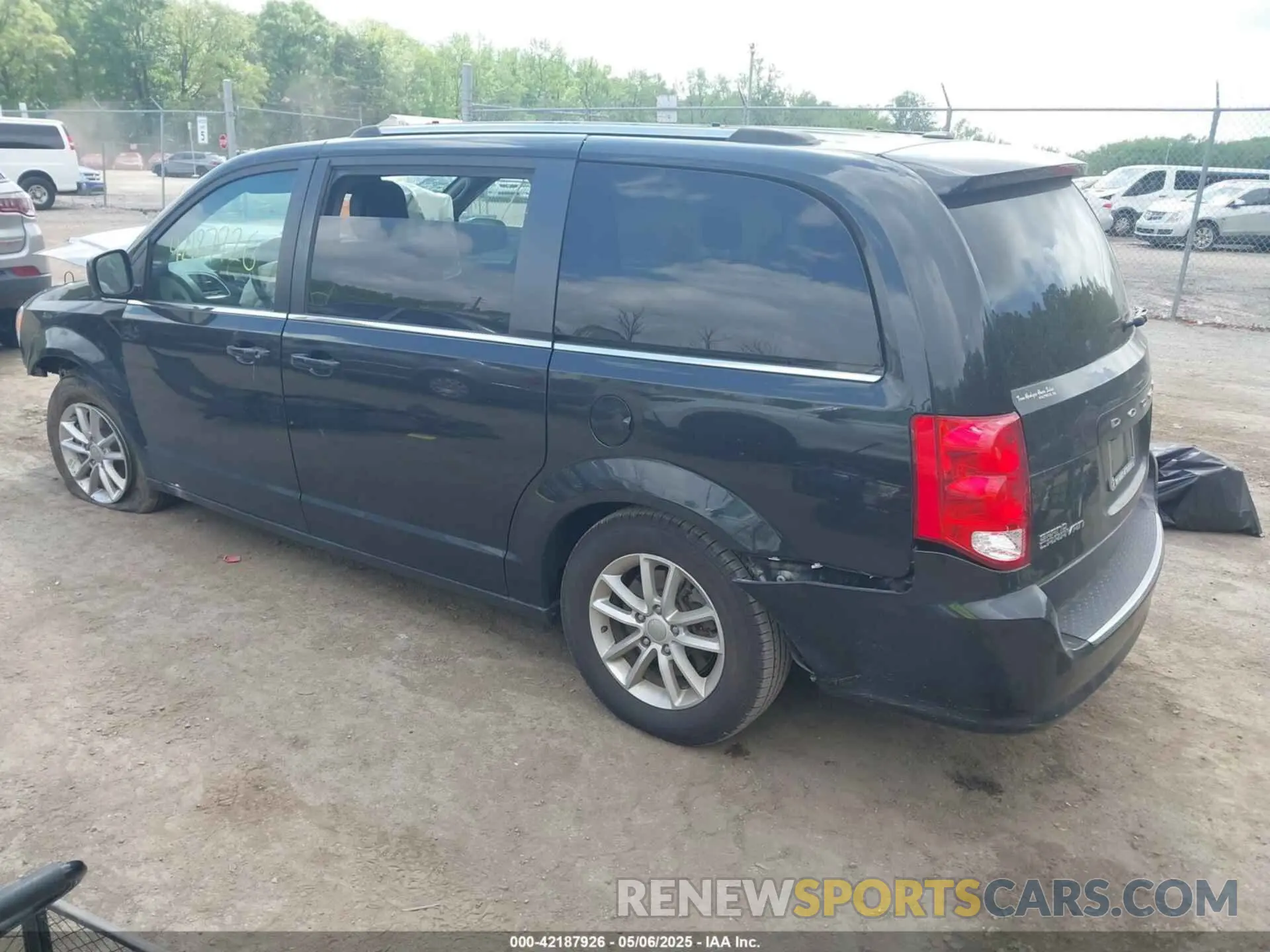 3 fotografías del automóvil dañado 2C4RDGCG0LR167014 DODGE GRAND CARAVAN 2020