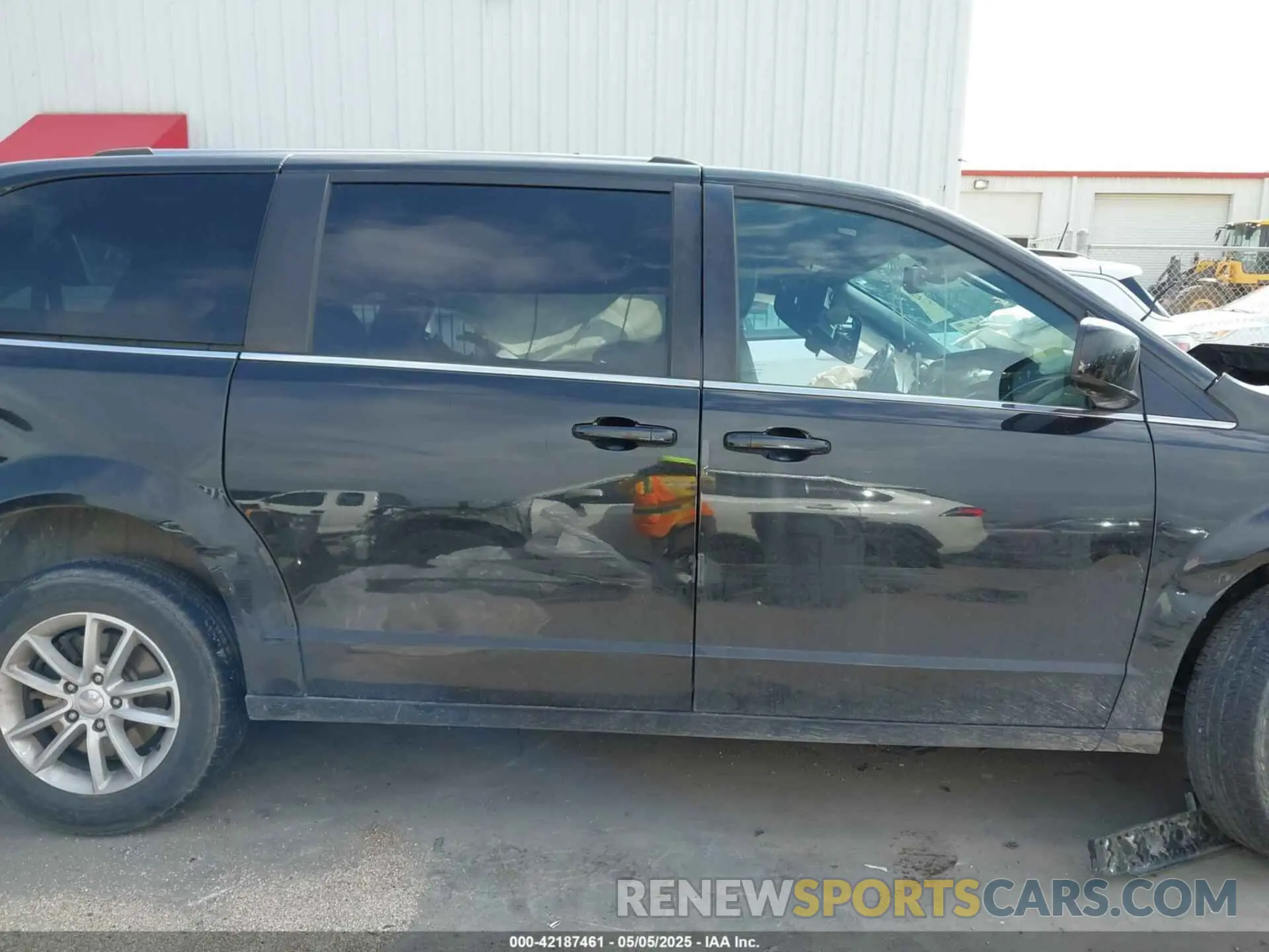 14 fotografías del automóvil dañado 2C4RDGCG6LR153523 DODGE GRAND CARAVAN 2020