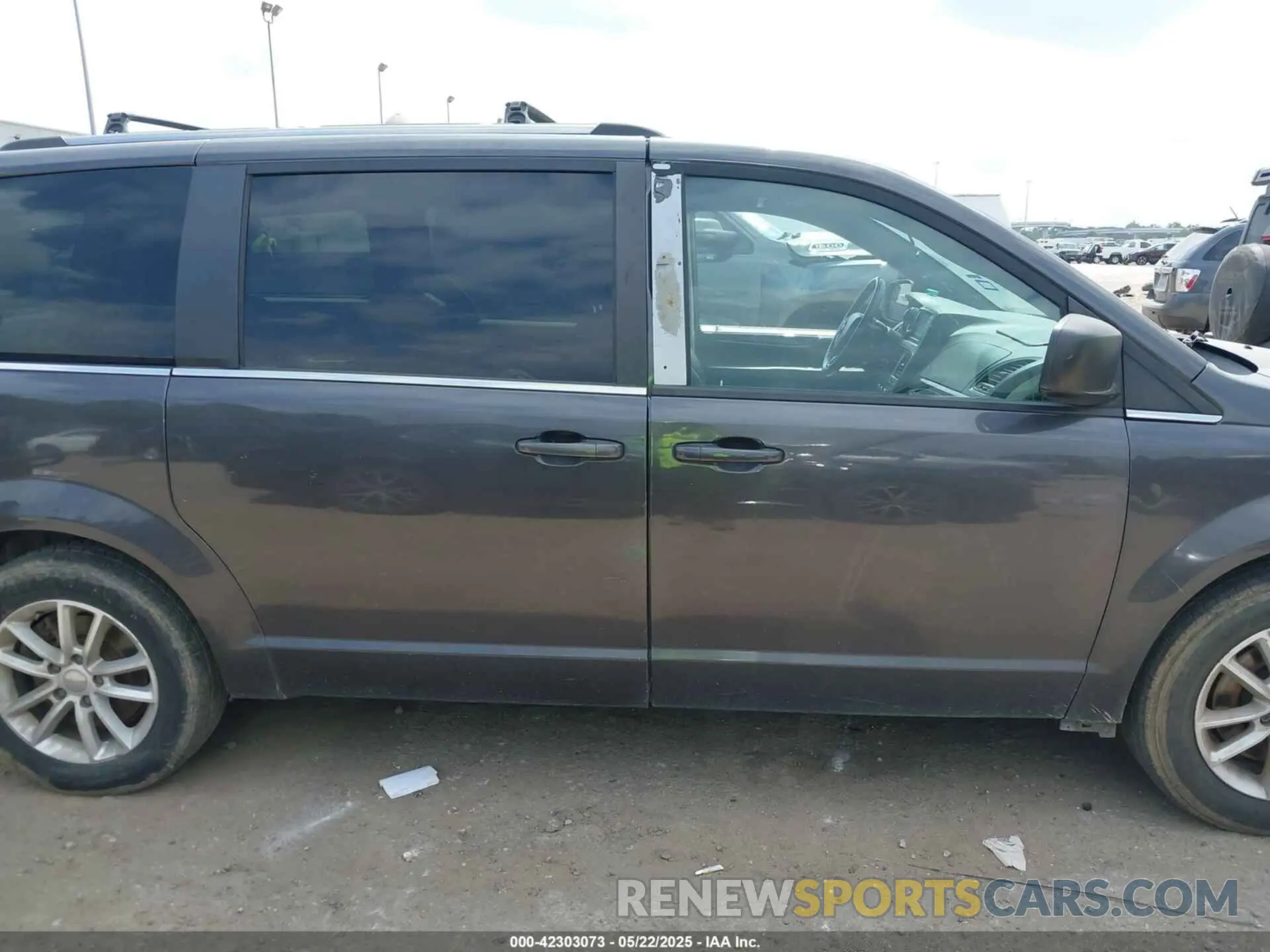 13 fotografías del automóvil dañado 2C4RDGCG9LR252742 DODGE GRAND CARAVAN 2020