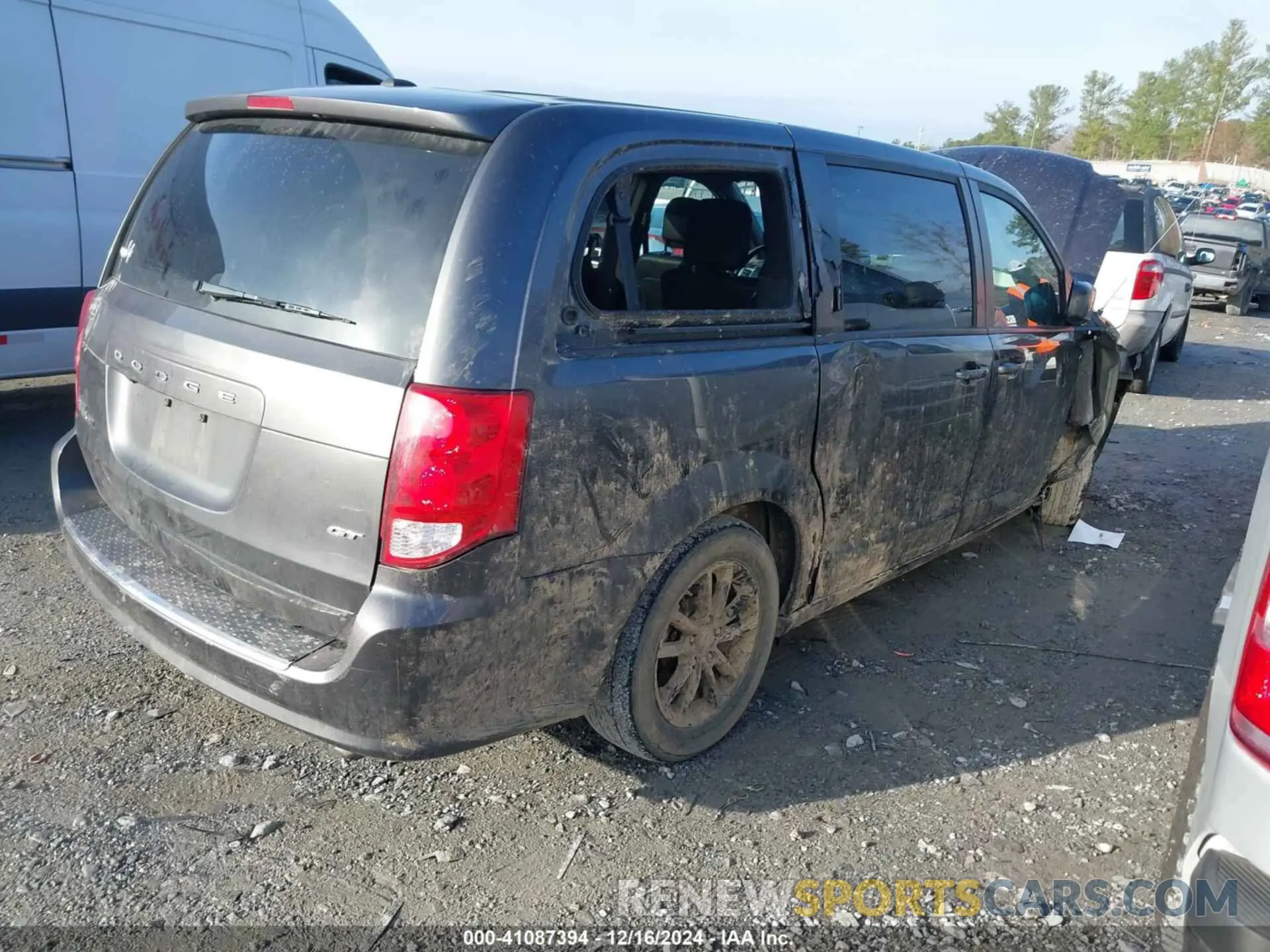 4 fotografías del automóvil dañado 2C4RDGEG5LR204555 DODGE GRAND CARAVAN 2020
