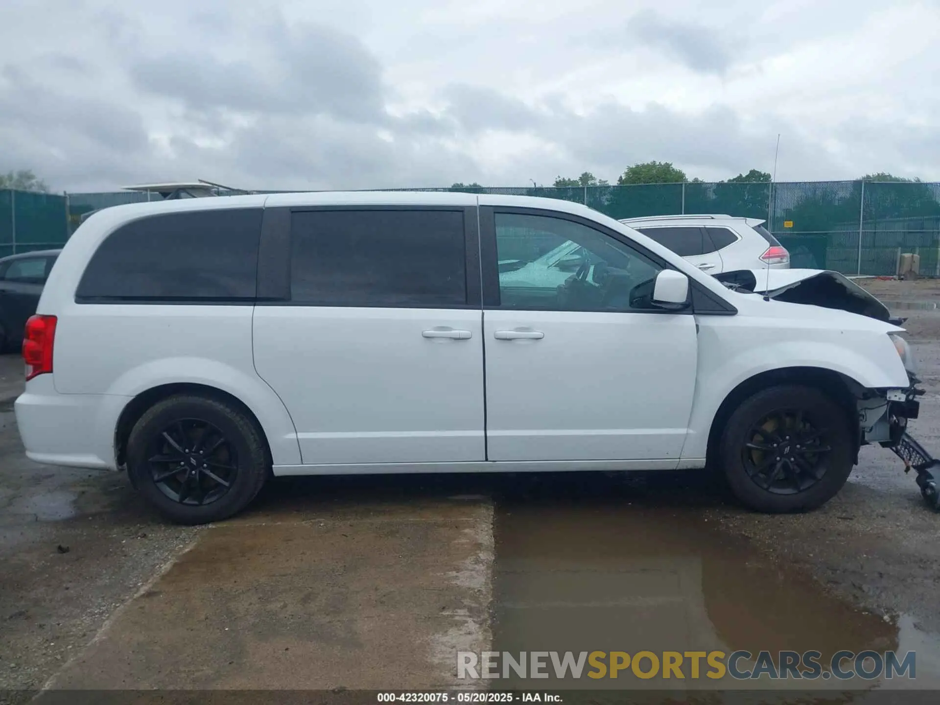 14 fotografías del automóvil dañado 2C4RDGEG8LR160325 DODGE GRAND CARAVAN 2020
