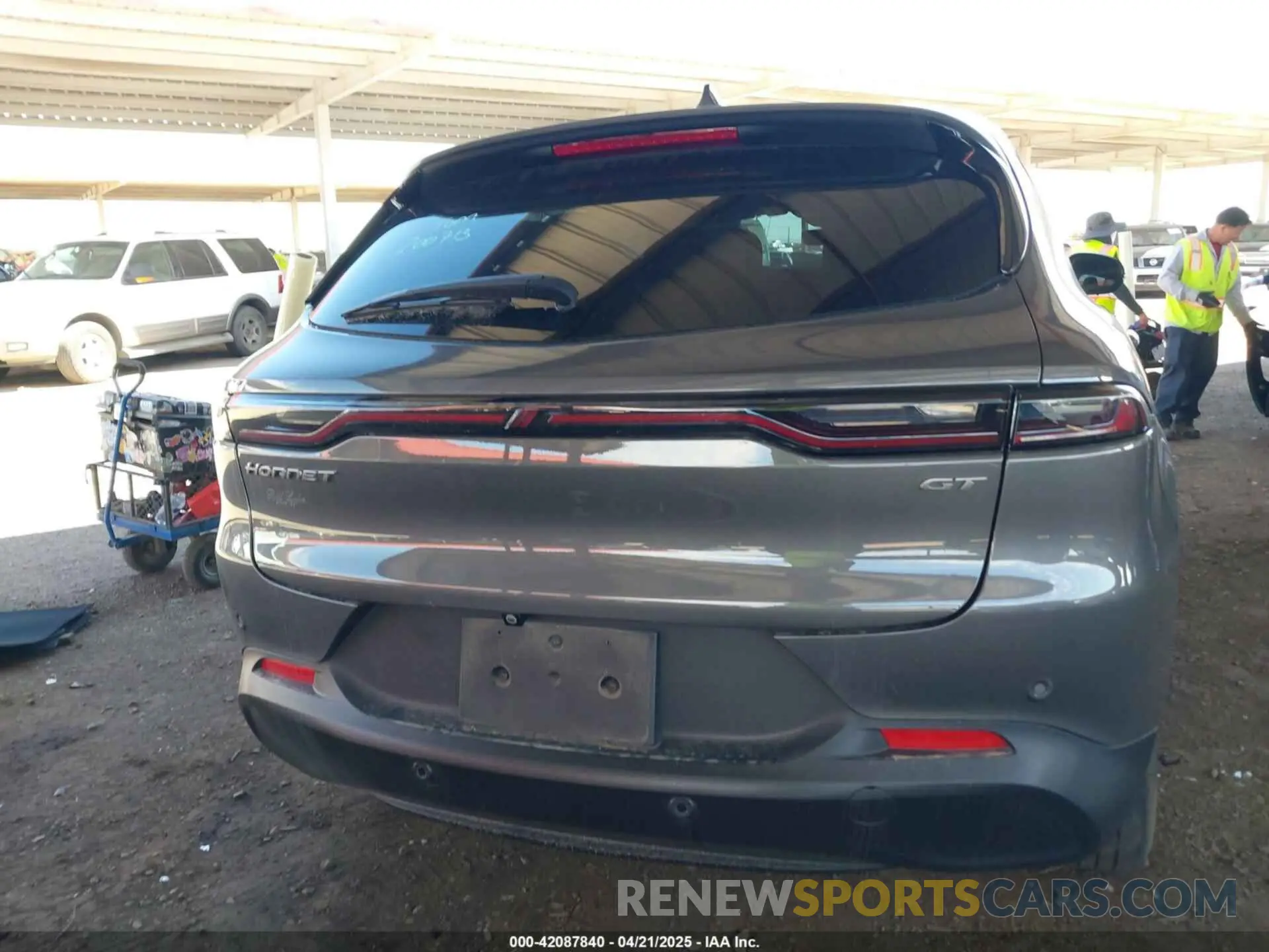 17 fotografías del automóvil dañado ZACNDFAN2P3A01833 DODGE HORNET 2023