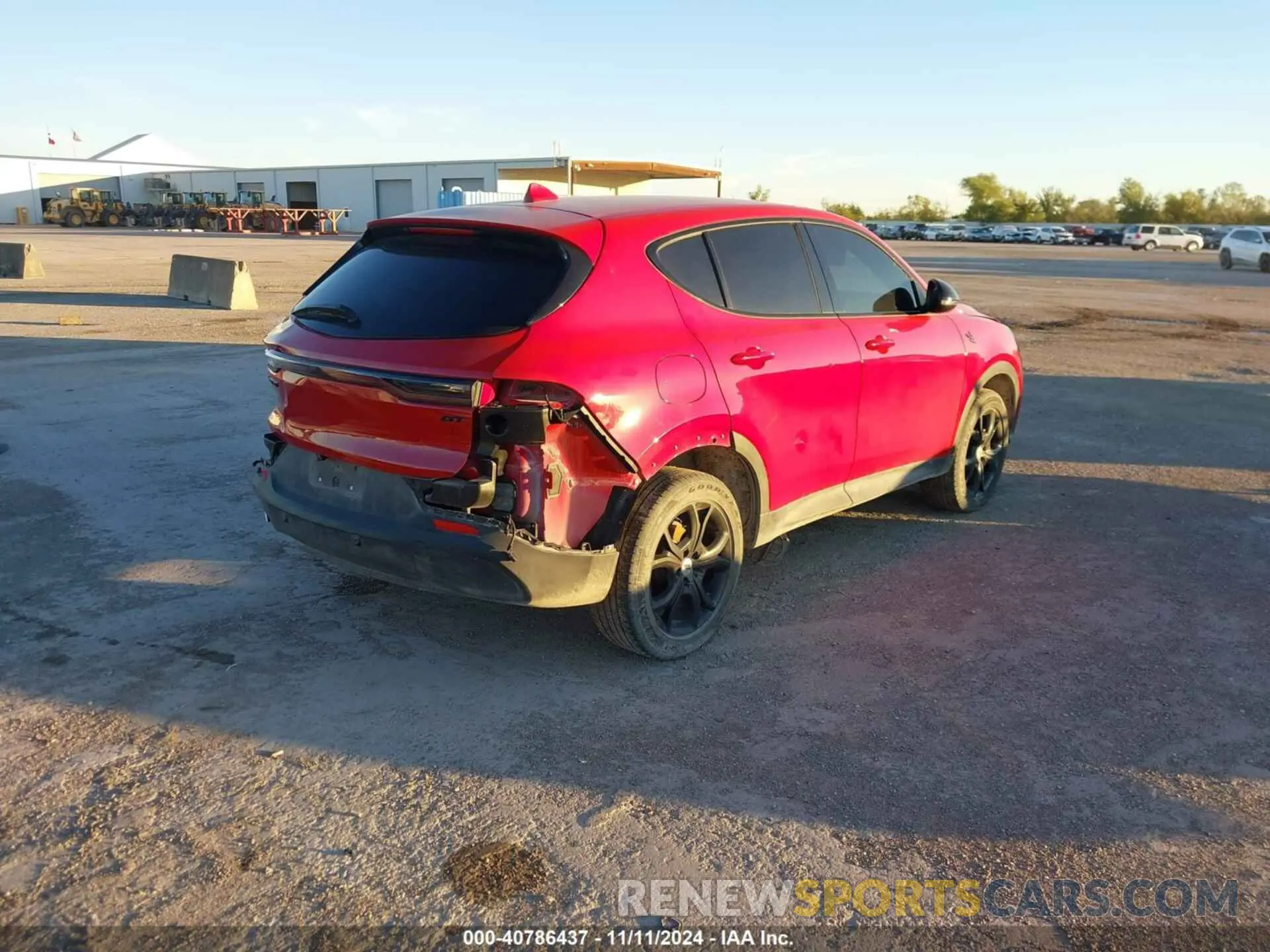 4 fotografías del automóvil dañado ZACNDFAN8P3A04008 DODGE HORNET 2023