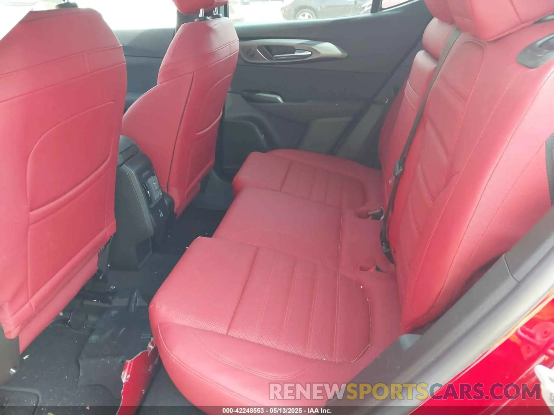 8 fotografías del automóvil dañado ZACPDFDW5R3A16598 DODGE HORNET 2024