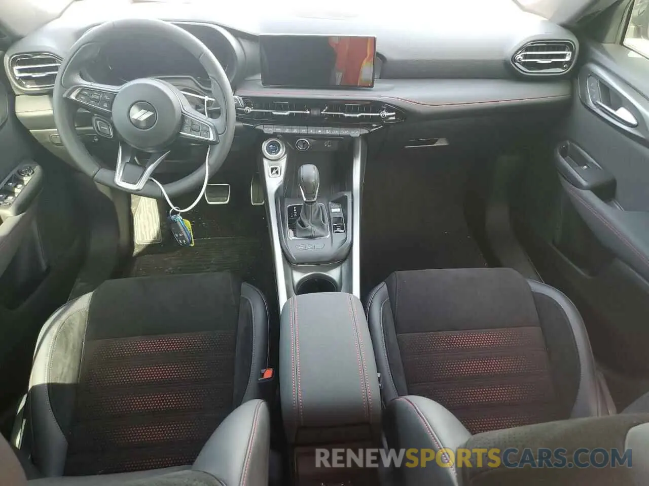 8 fotografías del automóvil dañado ZACNDFAN6R3A23126 DODGE HORNET GT 2024